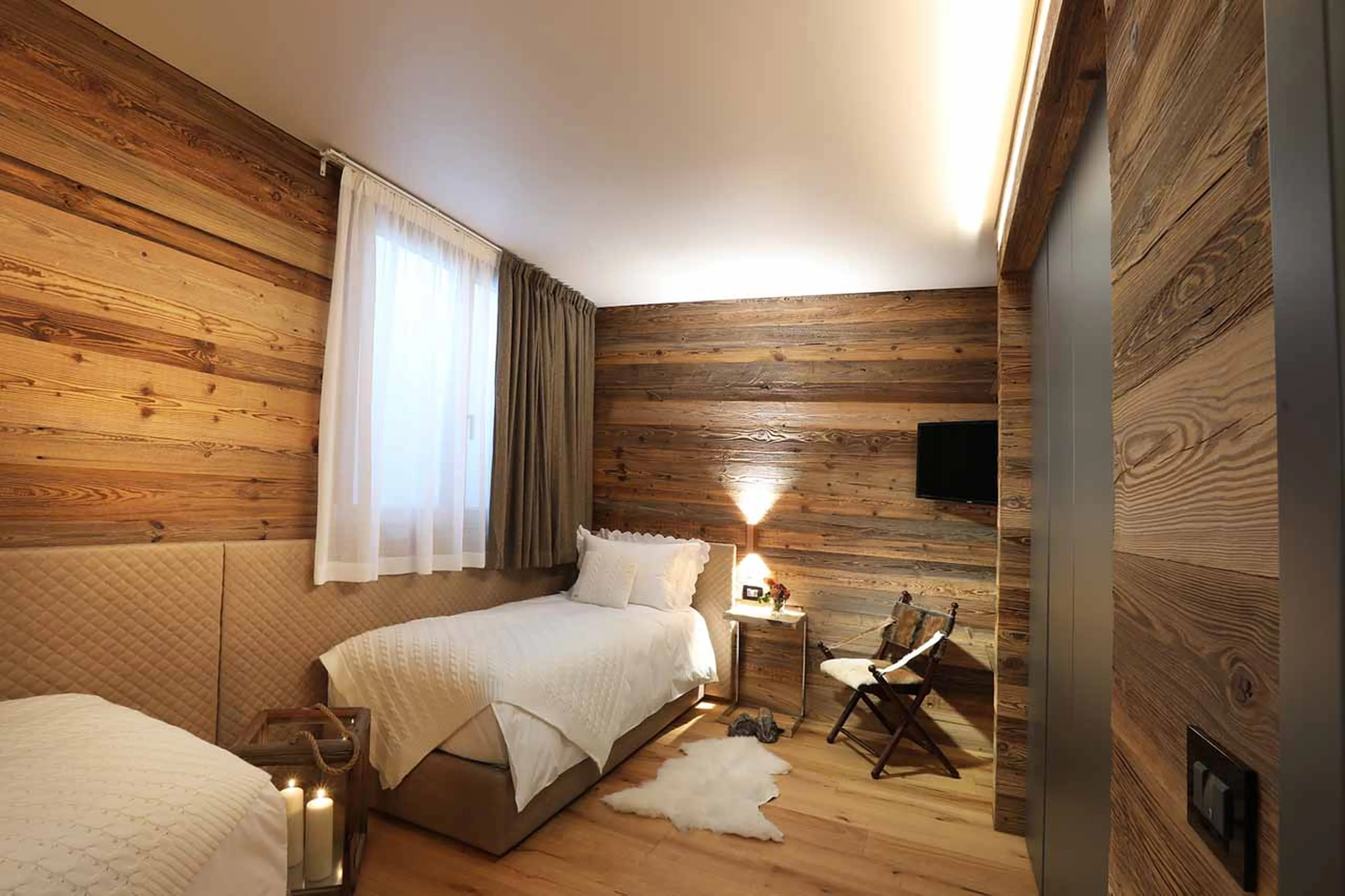 Bedroom two in Petit Chalet Blanc in Cervinia