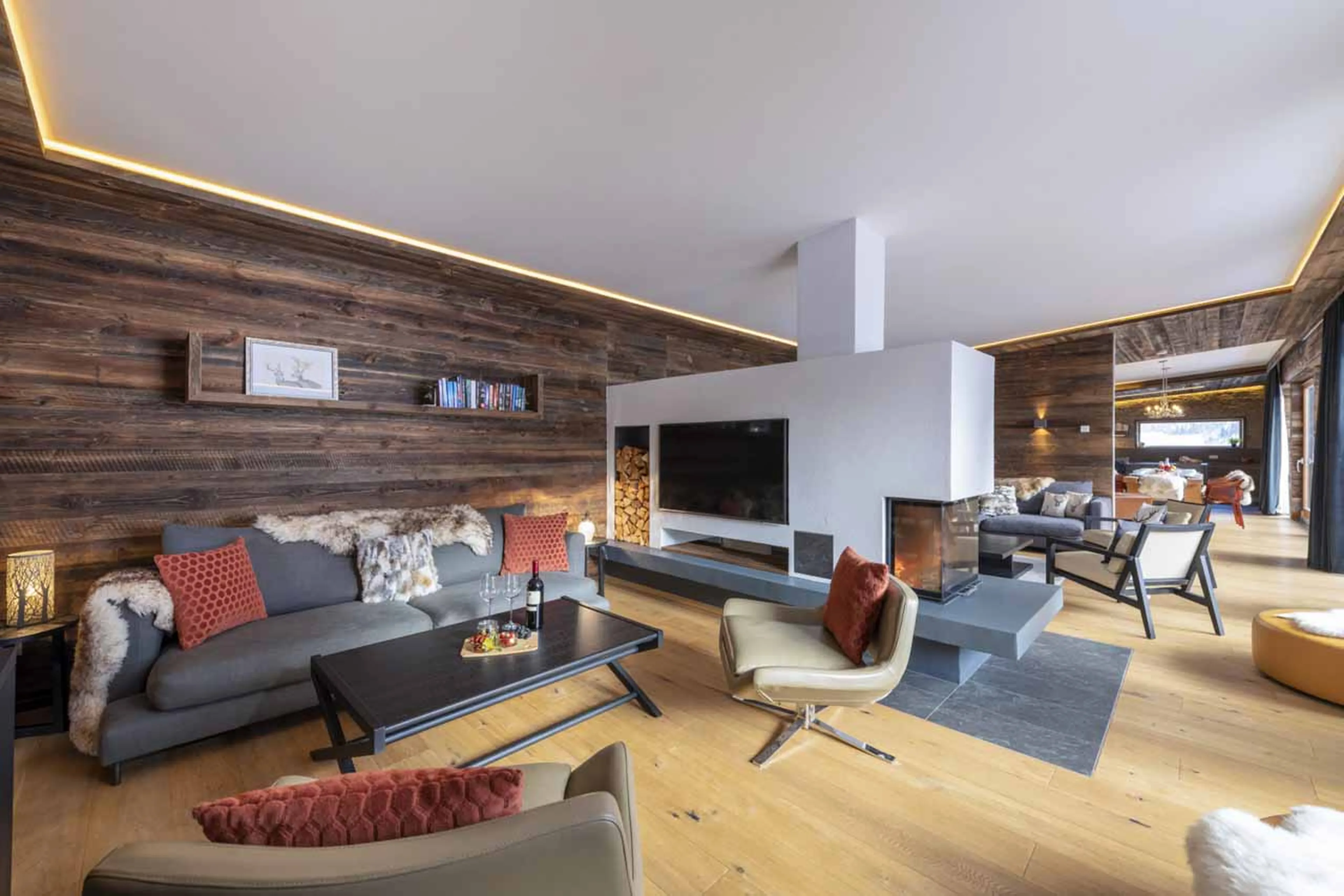 Open plan living area on upper level at Chalet Bluebird in St Anton