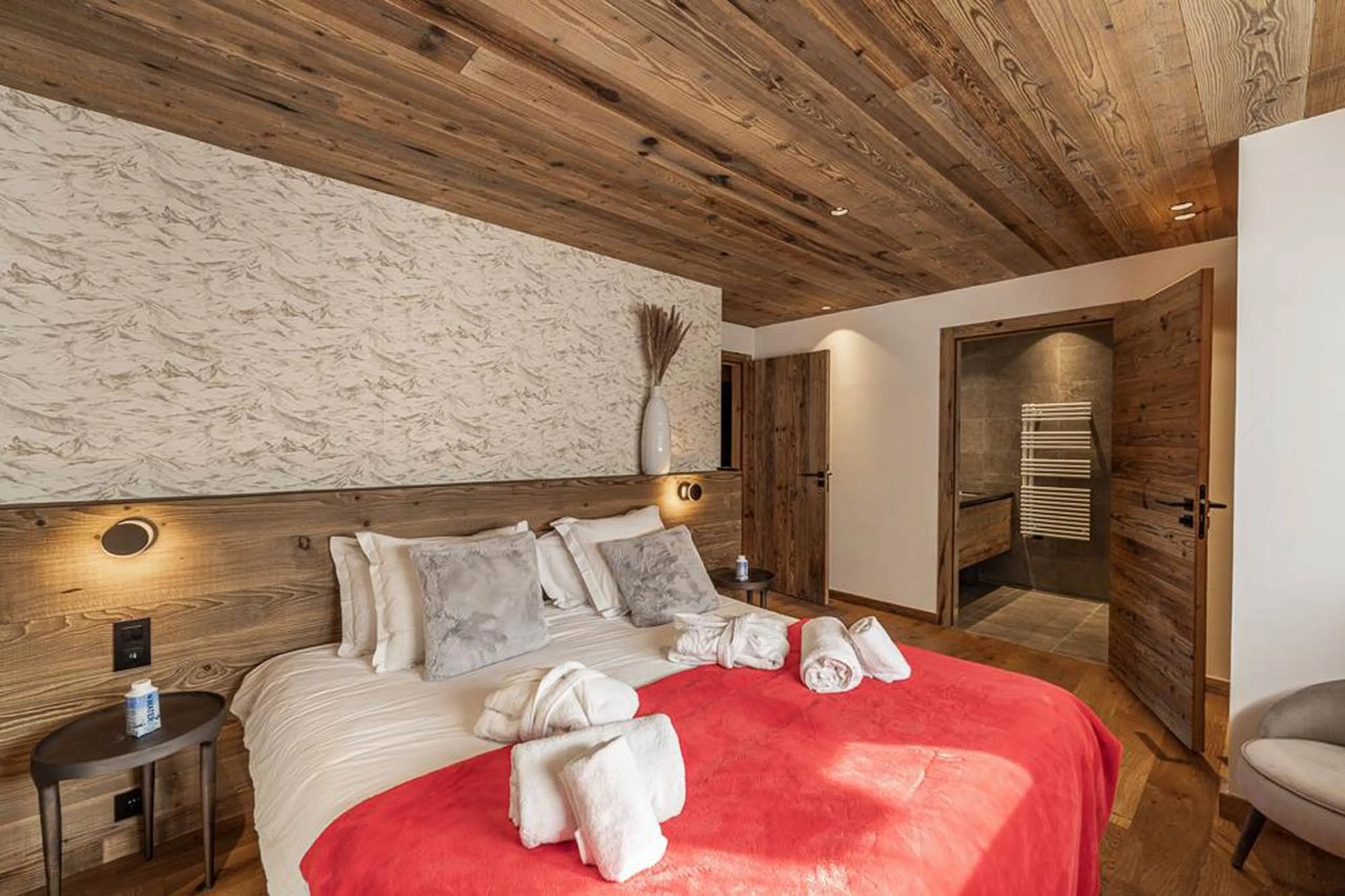 Bedroom three at Chalet Bois des Barmes in Courchevel La Praz