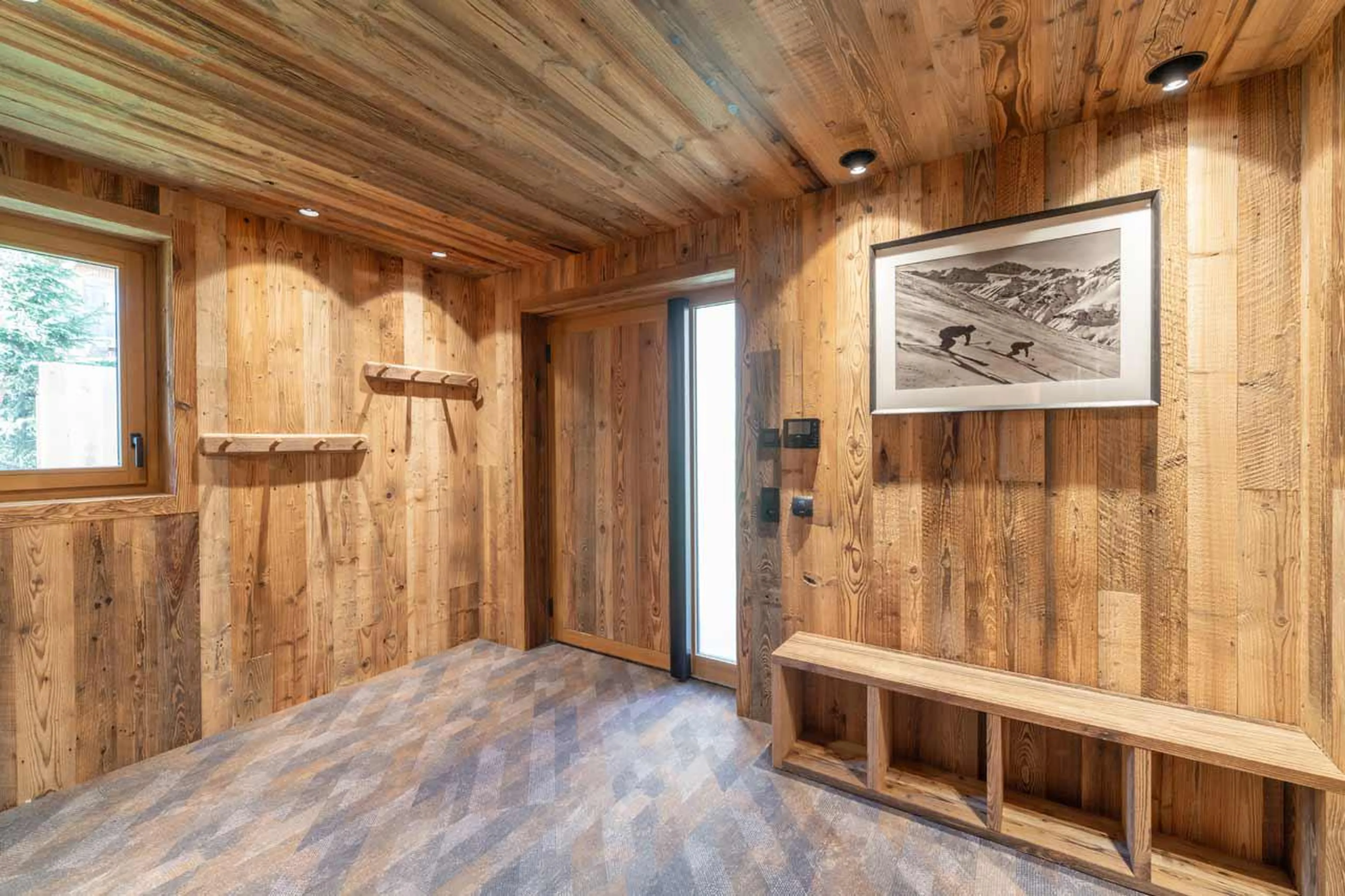 Entrance hall of Chalet Bois du Fontanil in Courchevel Le Praz