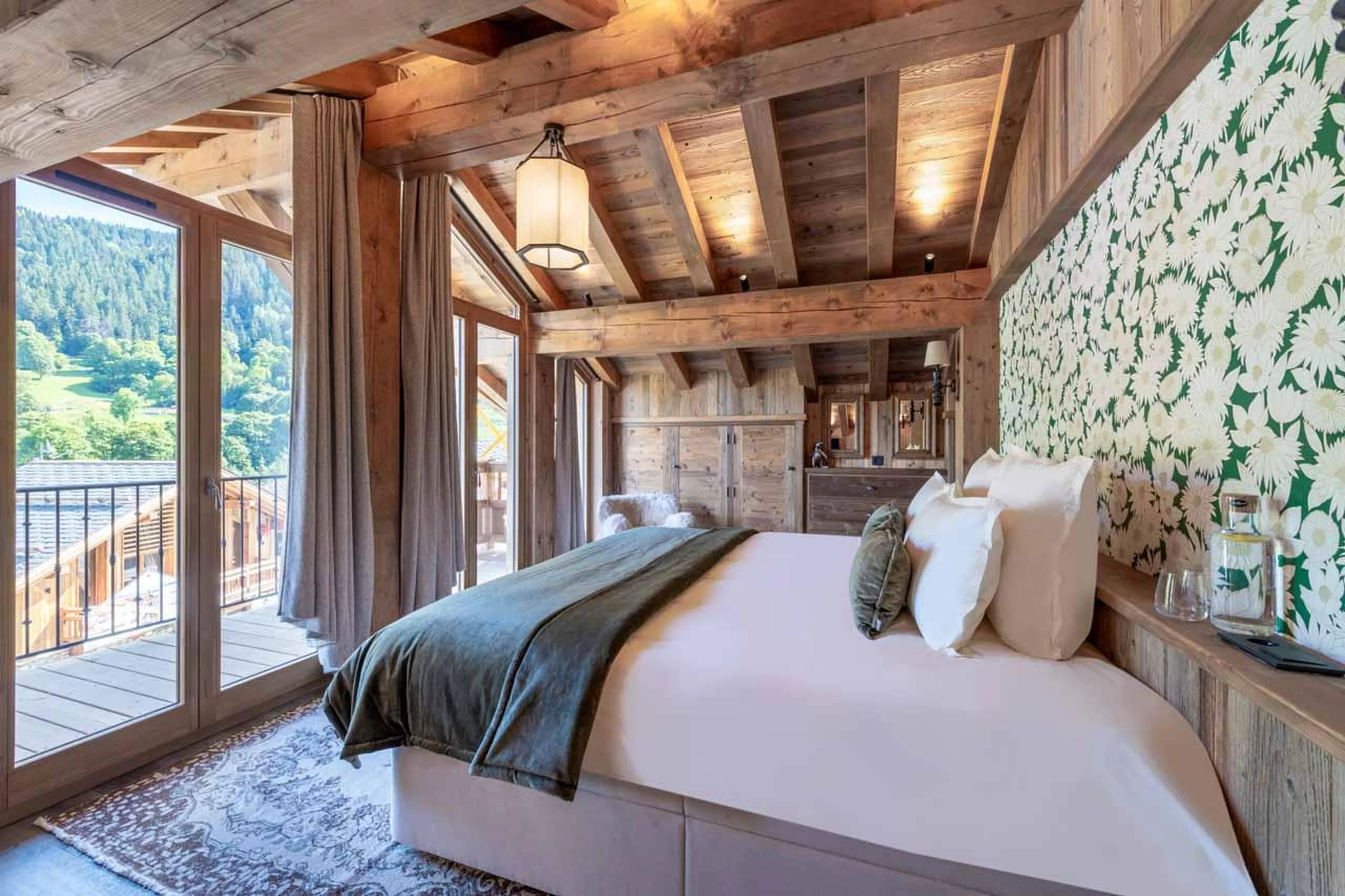 Balcony access in Chalet Caribou, Meribel