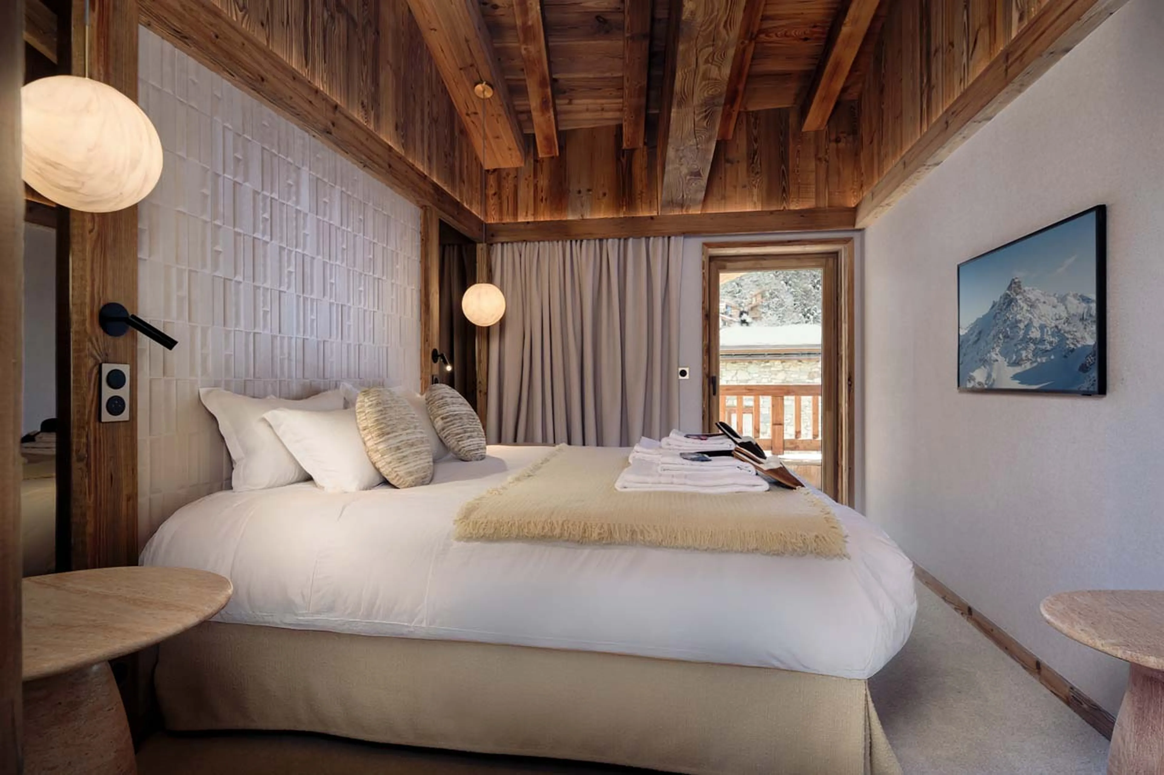 Bedroom six at Chalet Cervinia in Val d'Isere