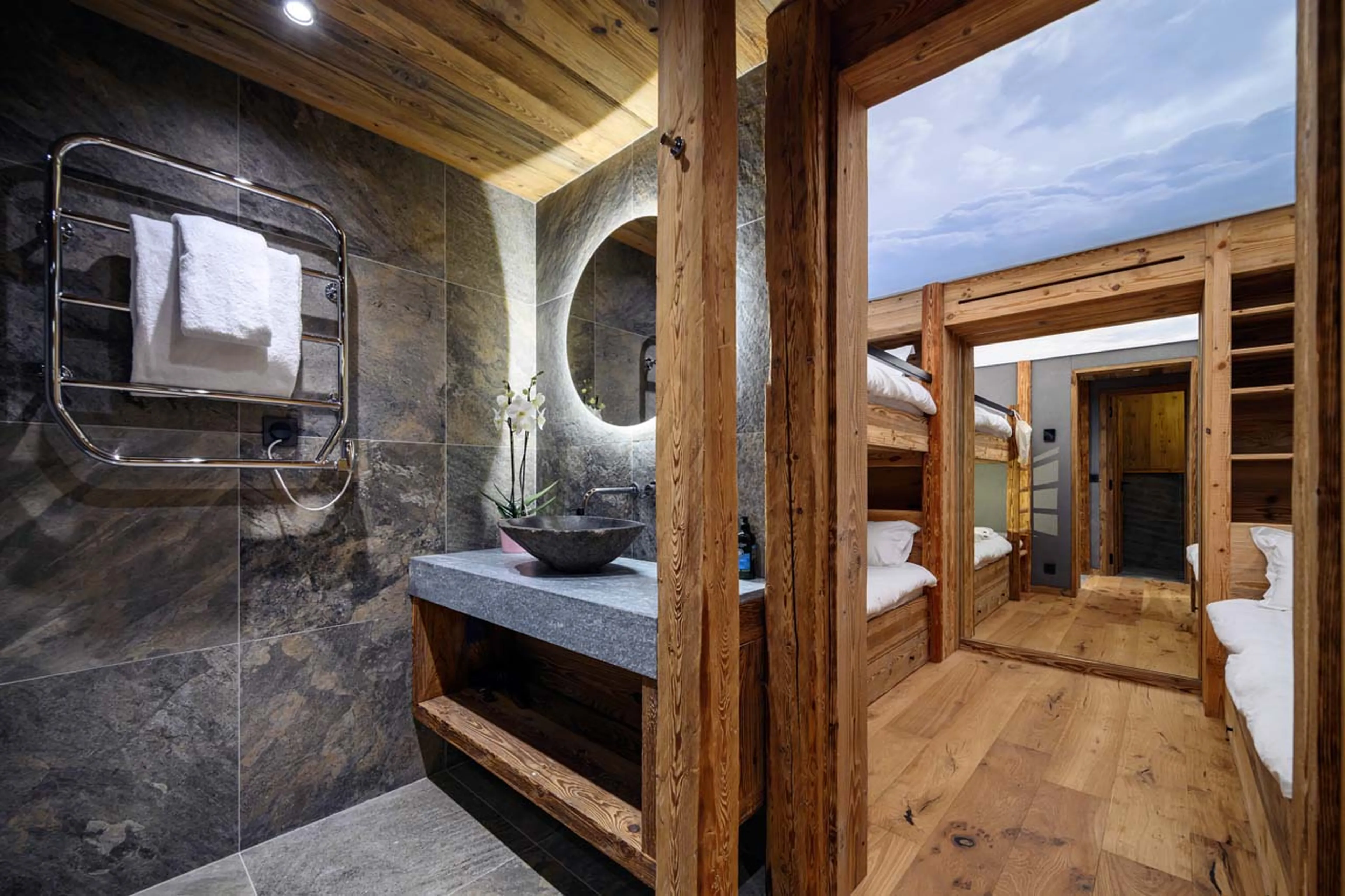 Bunk bedroom at Chalet Cervinia in Val d'Isere