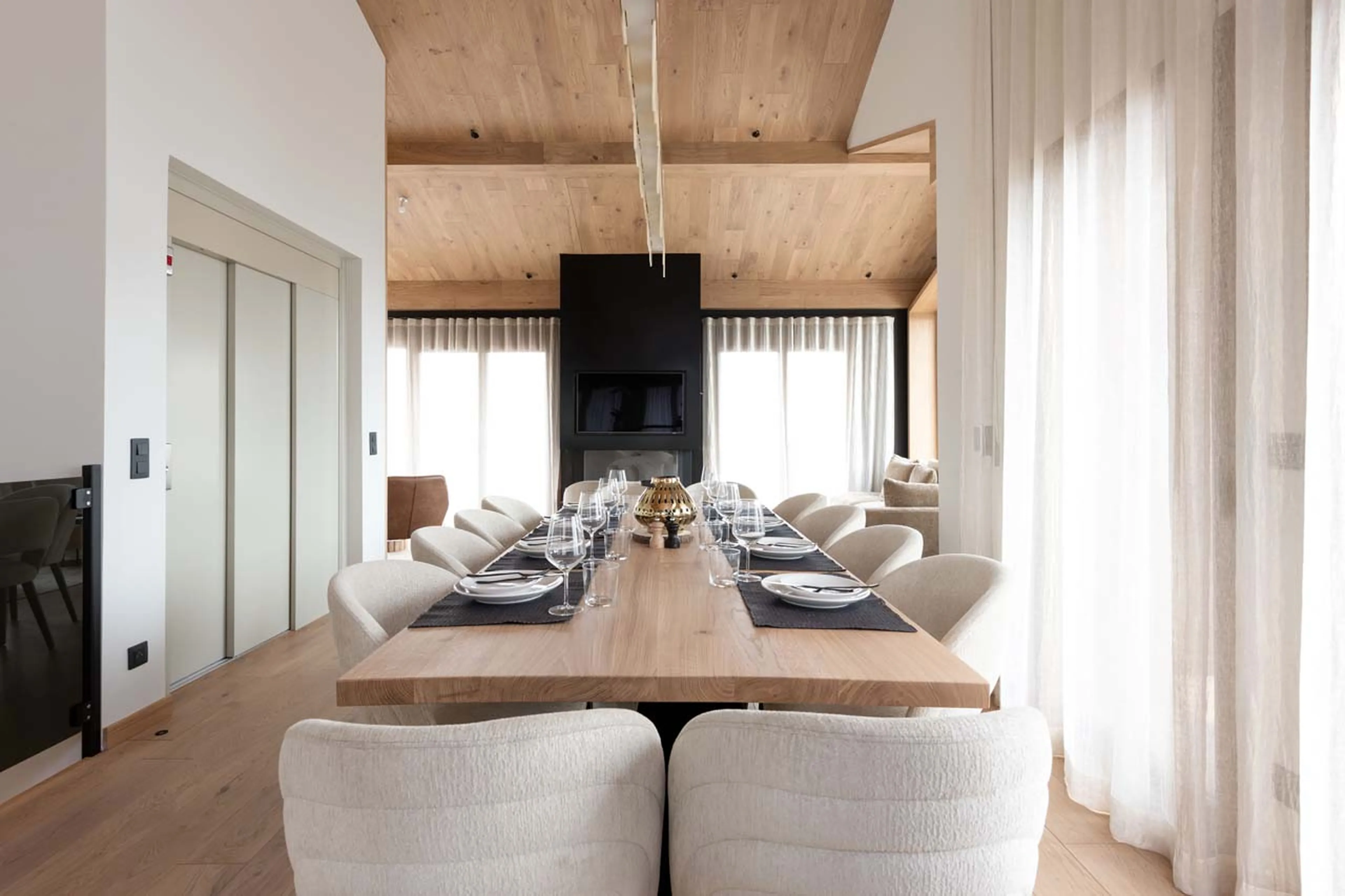 Dining area at Chalet Chasse Forêt in Courchevel 1650