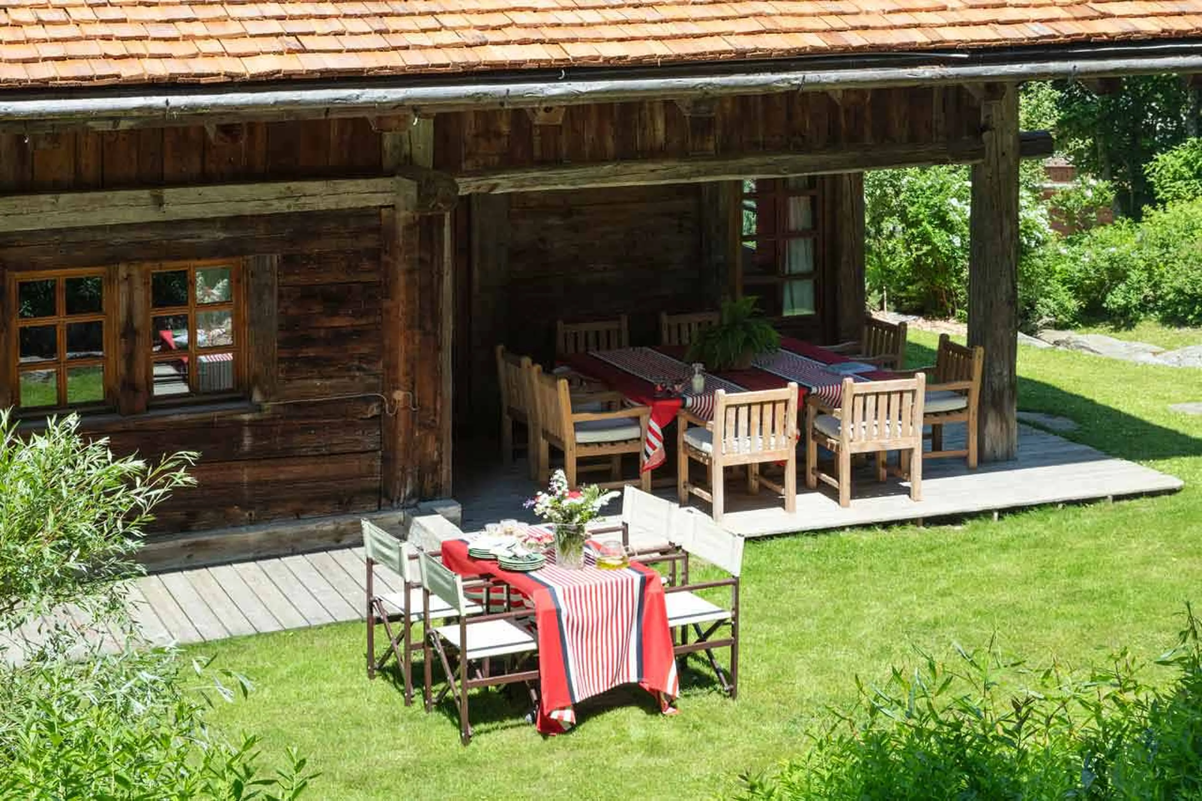 Al fresco dining at  Chalet Chatel in Megeve
