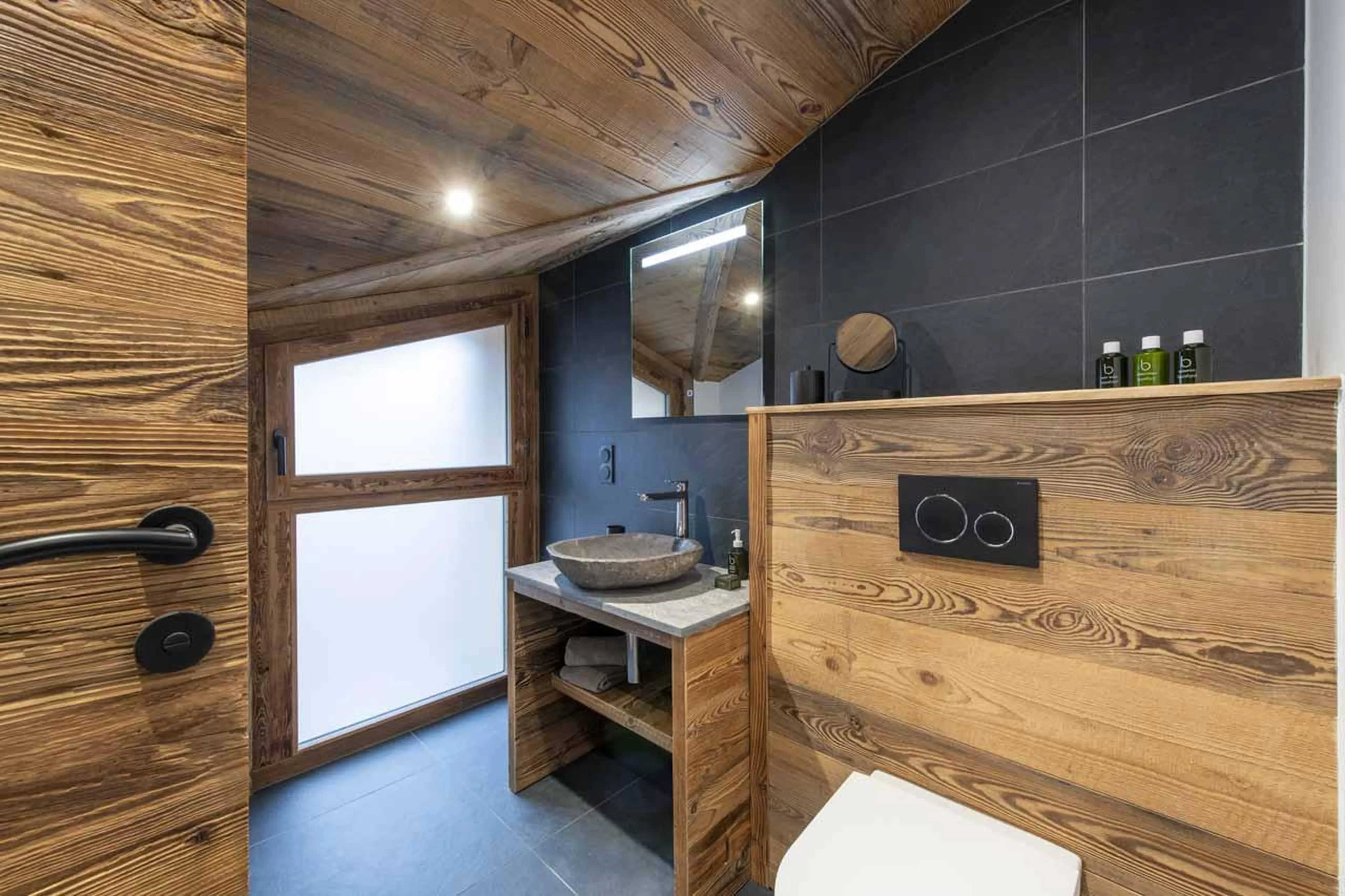 En-suite shower room in Apartment Chavinaud, Les Gets