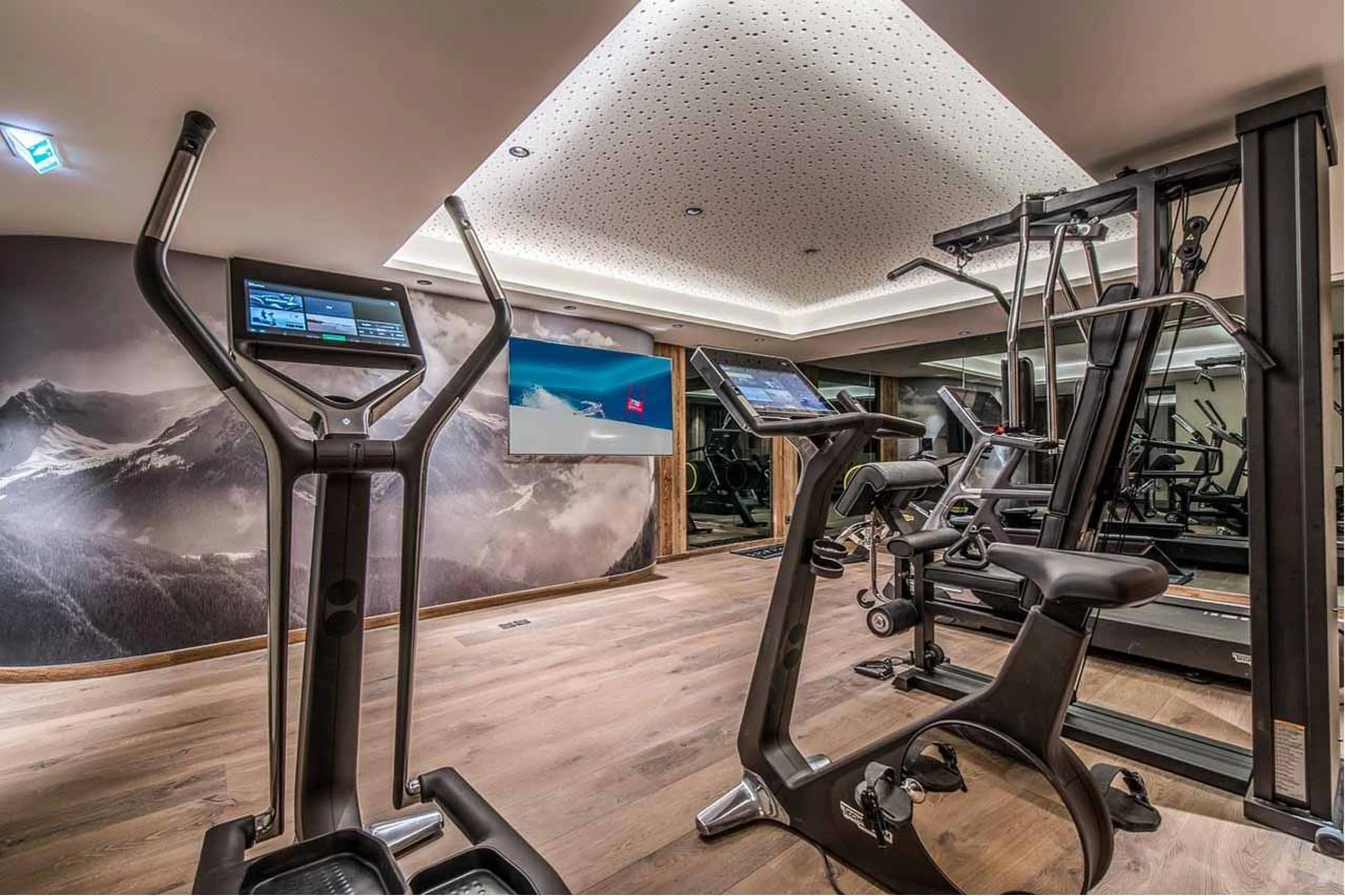 Residence fitness area at Chalet Chergui in Meribel