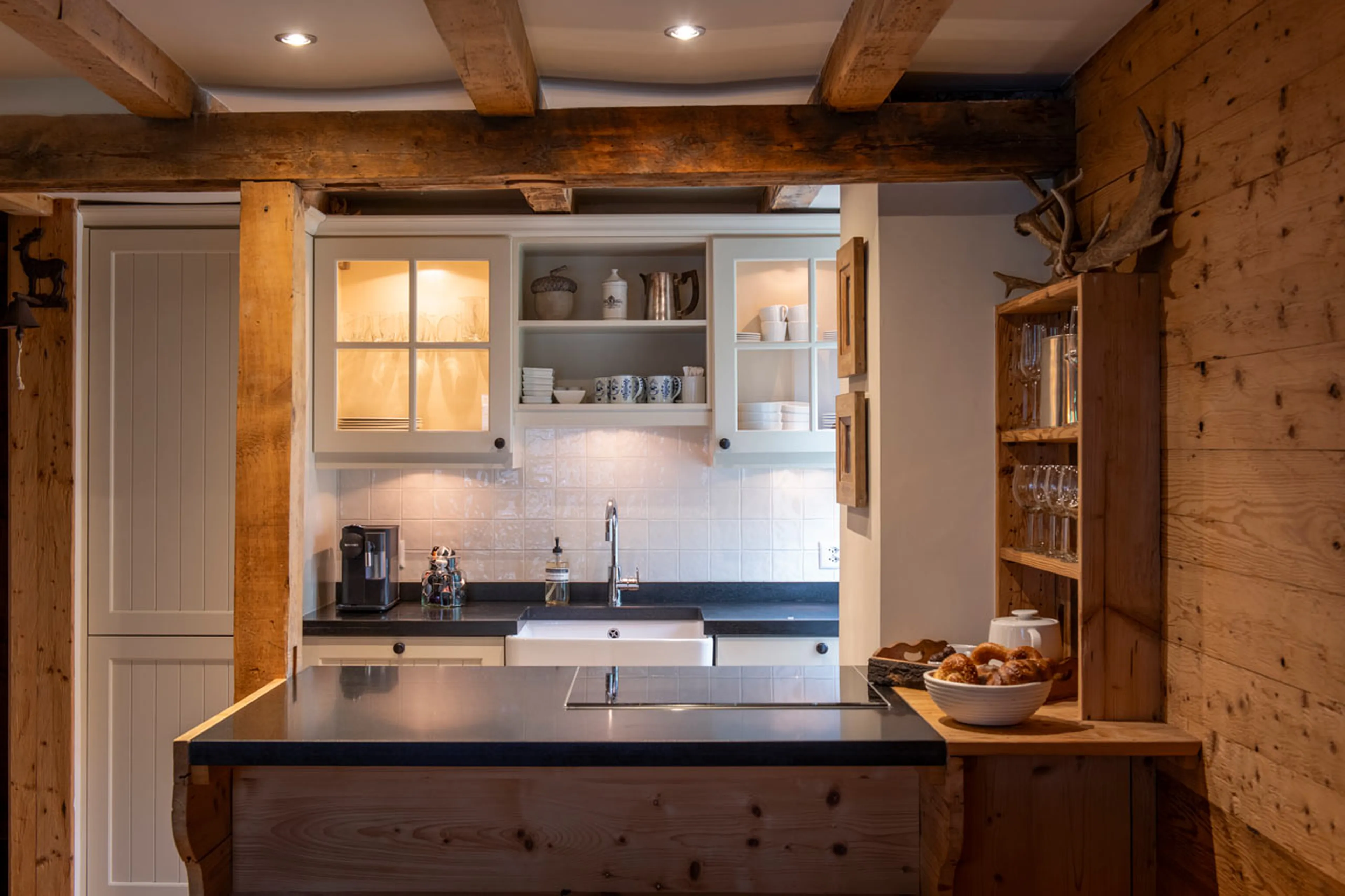Well-equipped kitchen at Chalet Chocolate Box in Davos
