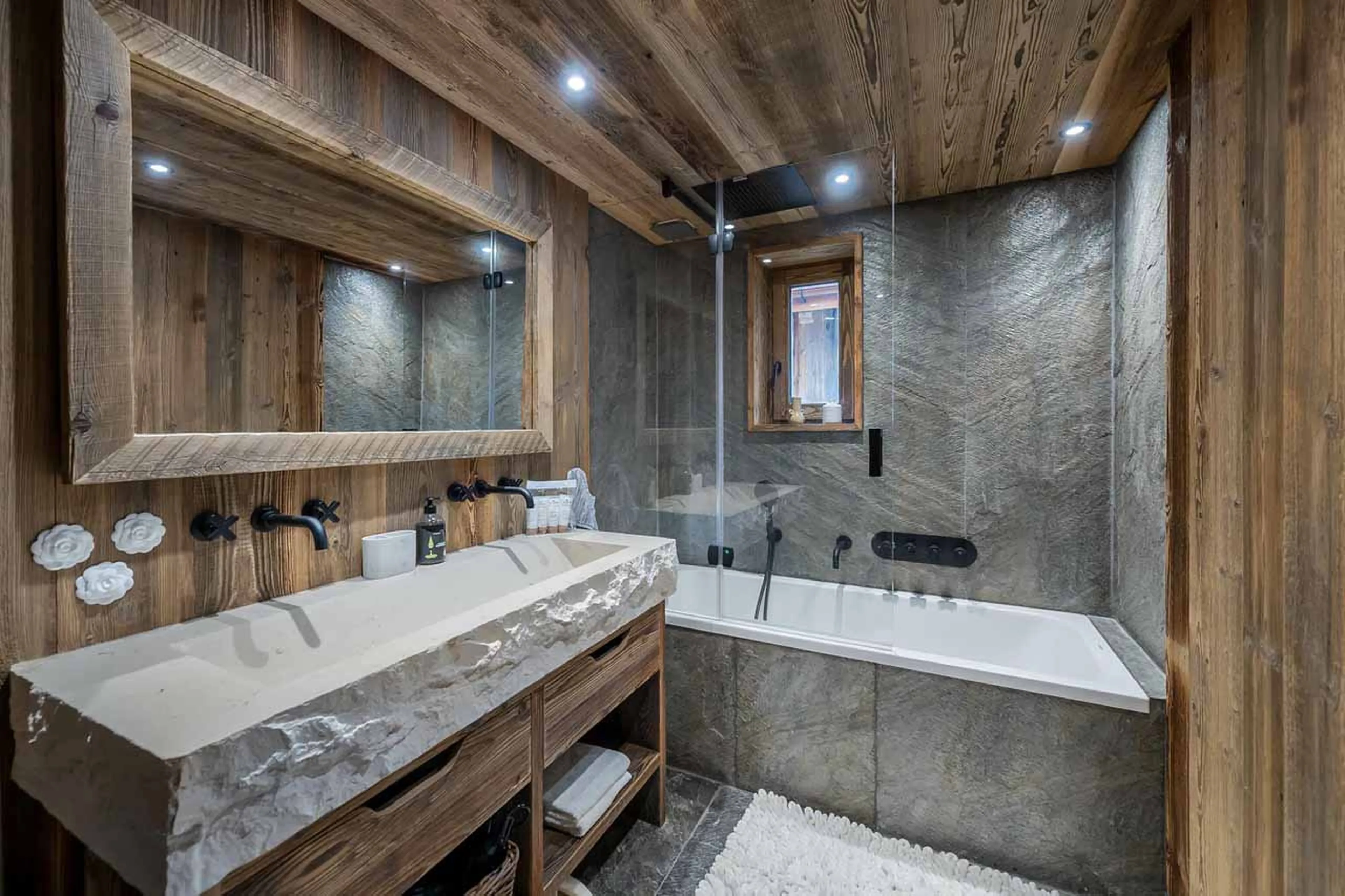 Bathroom four at Chalet Coco Marcel in St Martin de Belleville