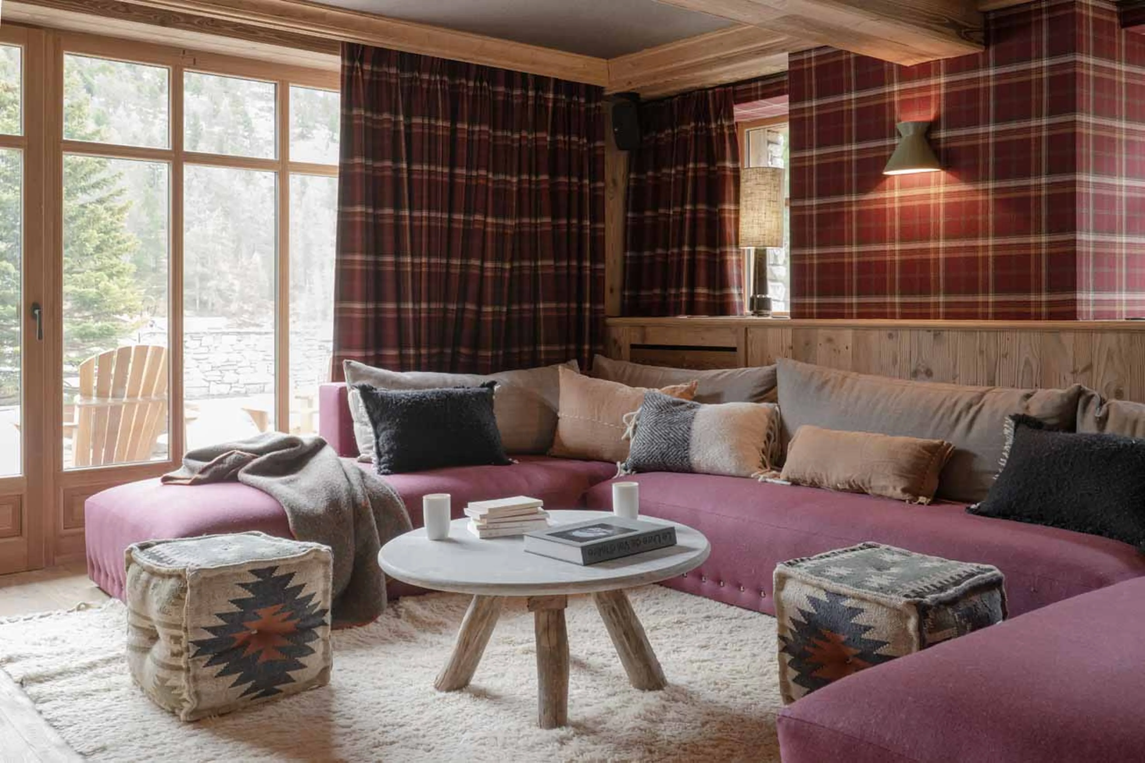 TV room at Chalet Col Pers in Val d'Isere