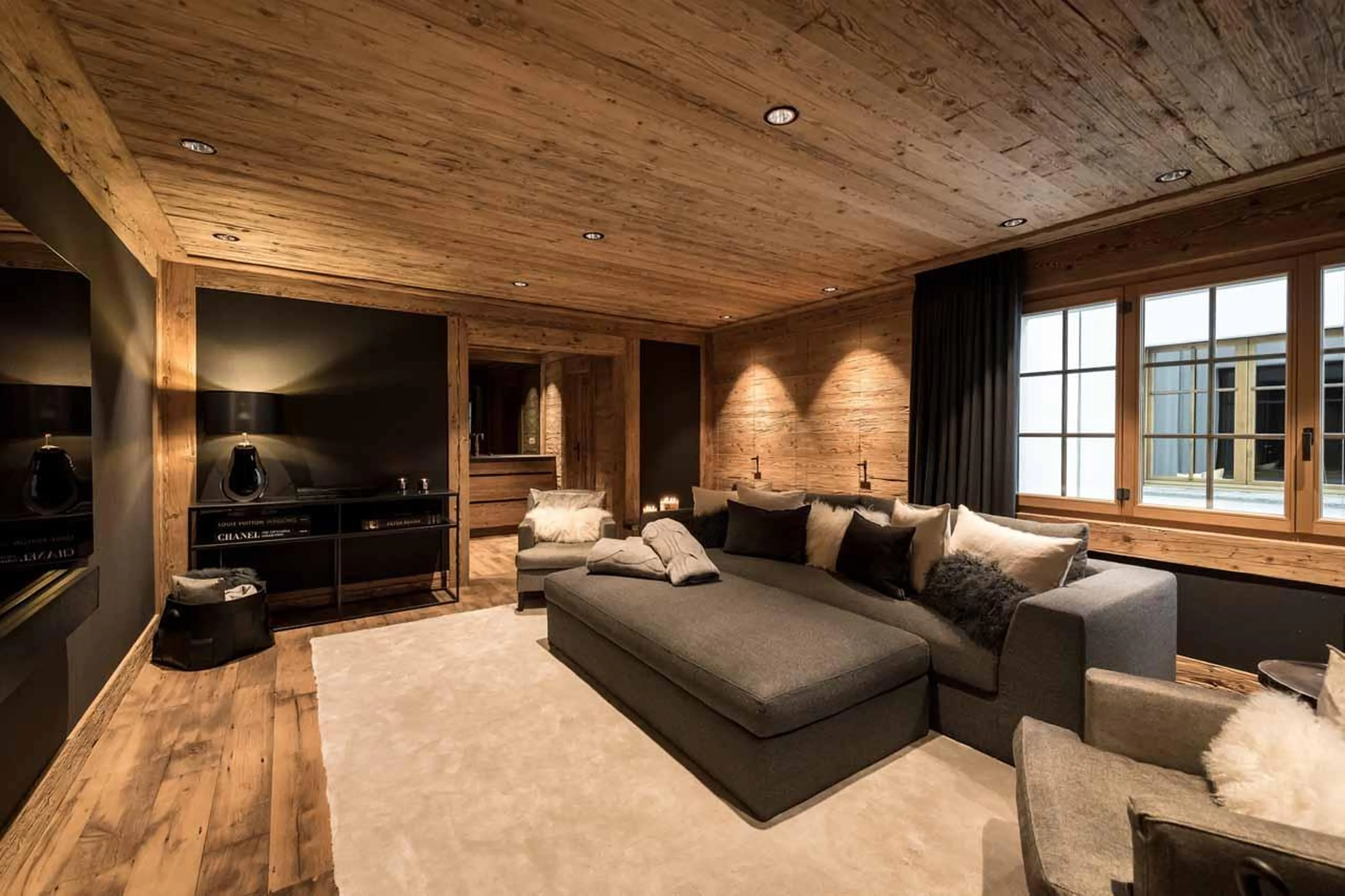 Cinema room in Chalet Colombe, Gstaad