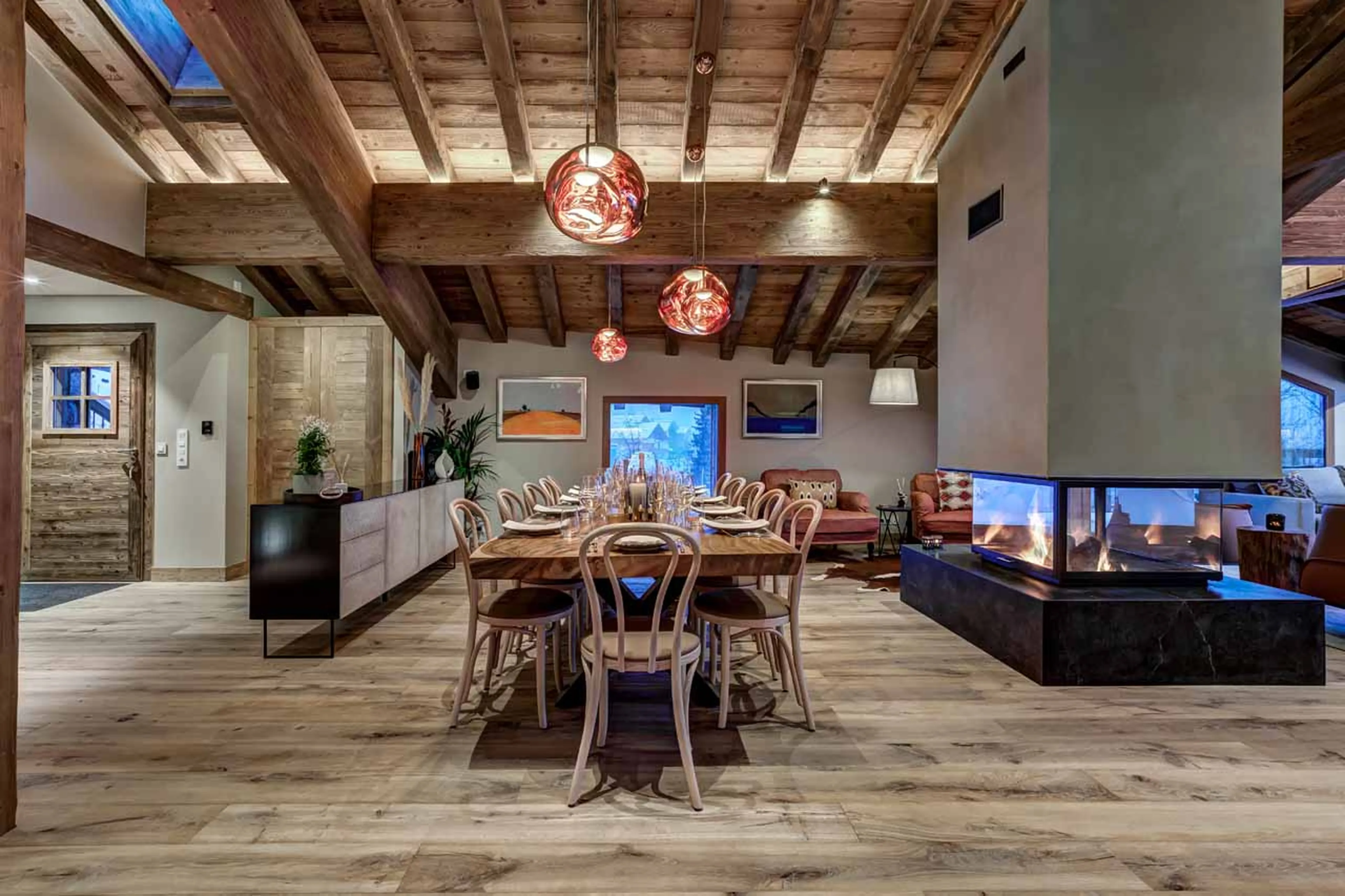 Dining table at Chalet Constantia in St Martin de Belleville
