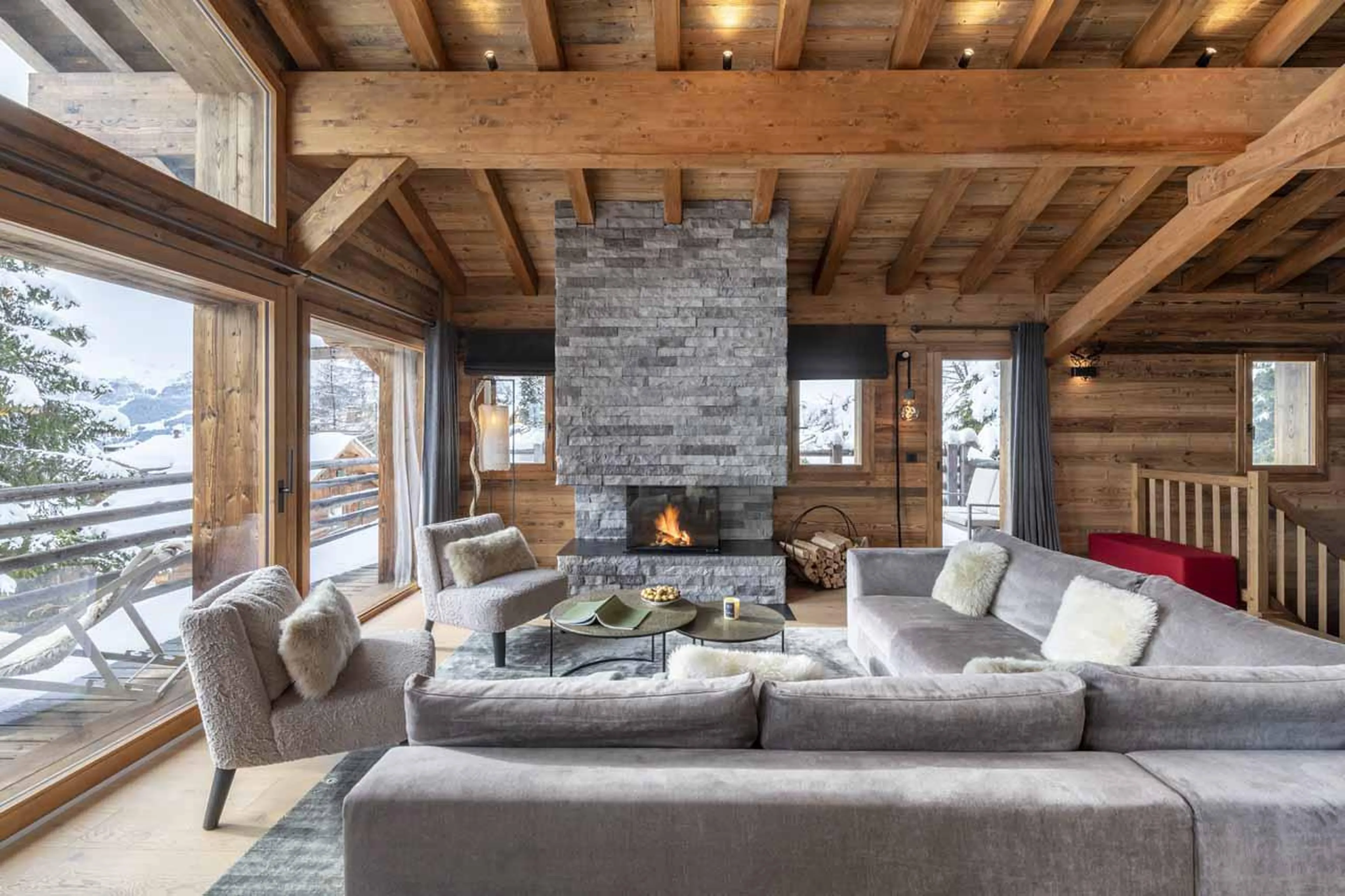 Open-plan living area at Chalet Cortil in Verbier