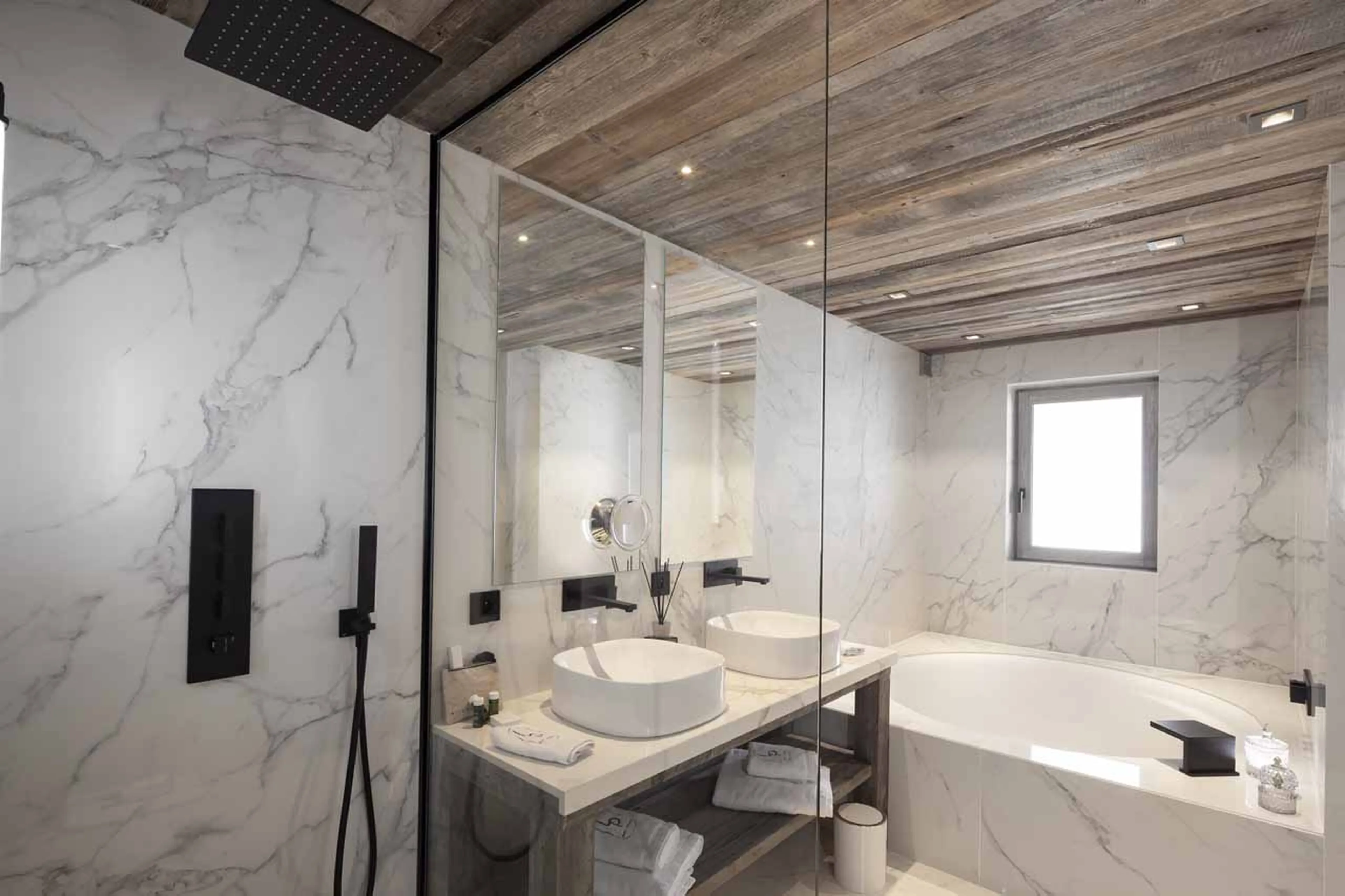 Bedroom 3 en-suite at Chalet Coz in Megeve