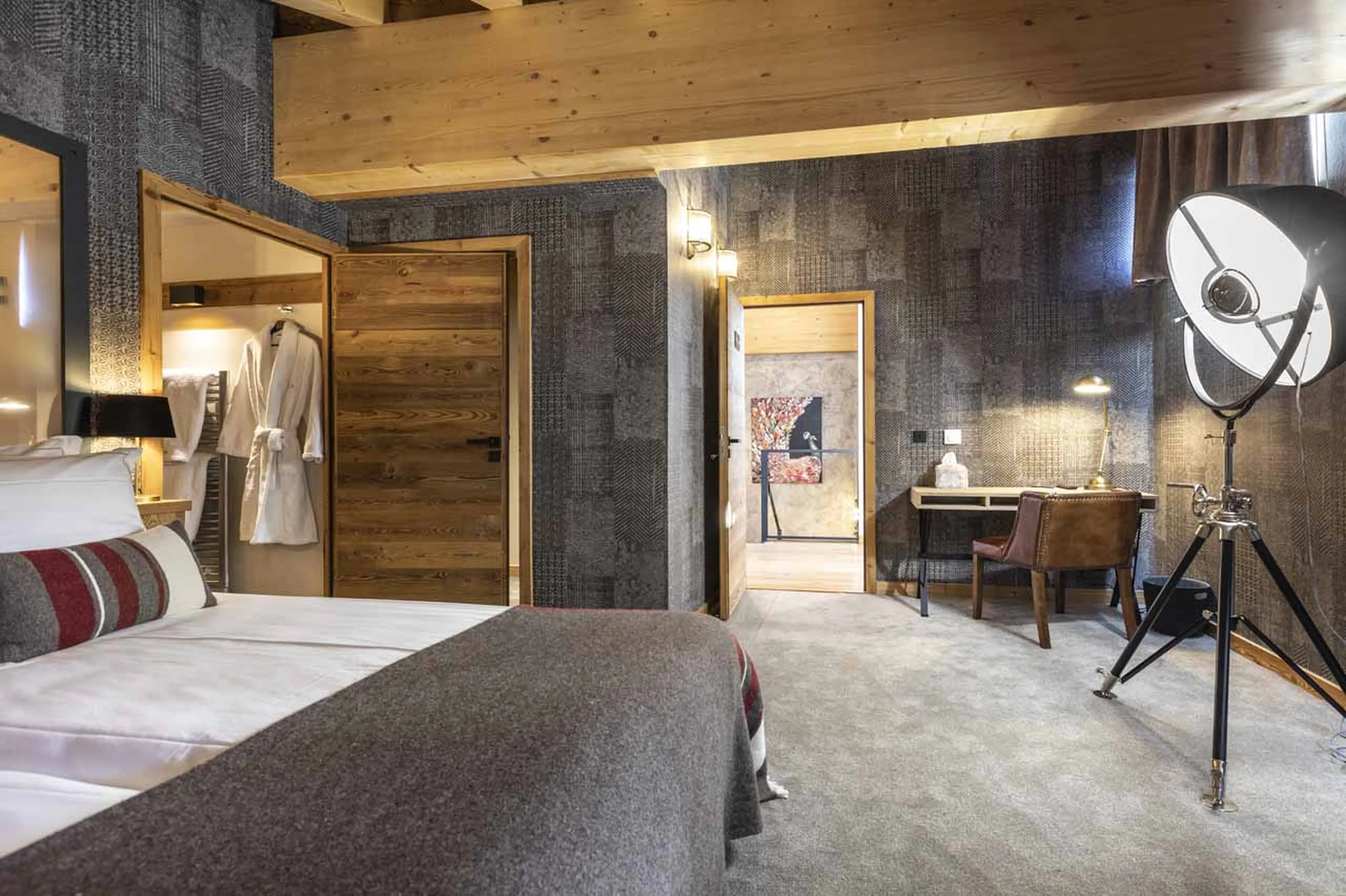 Spacious master suite at Chalet Cullinan in Val Thorens