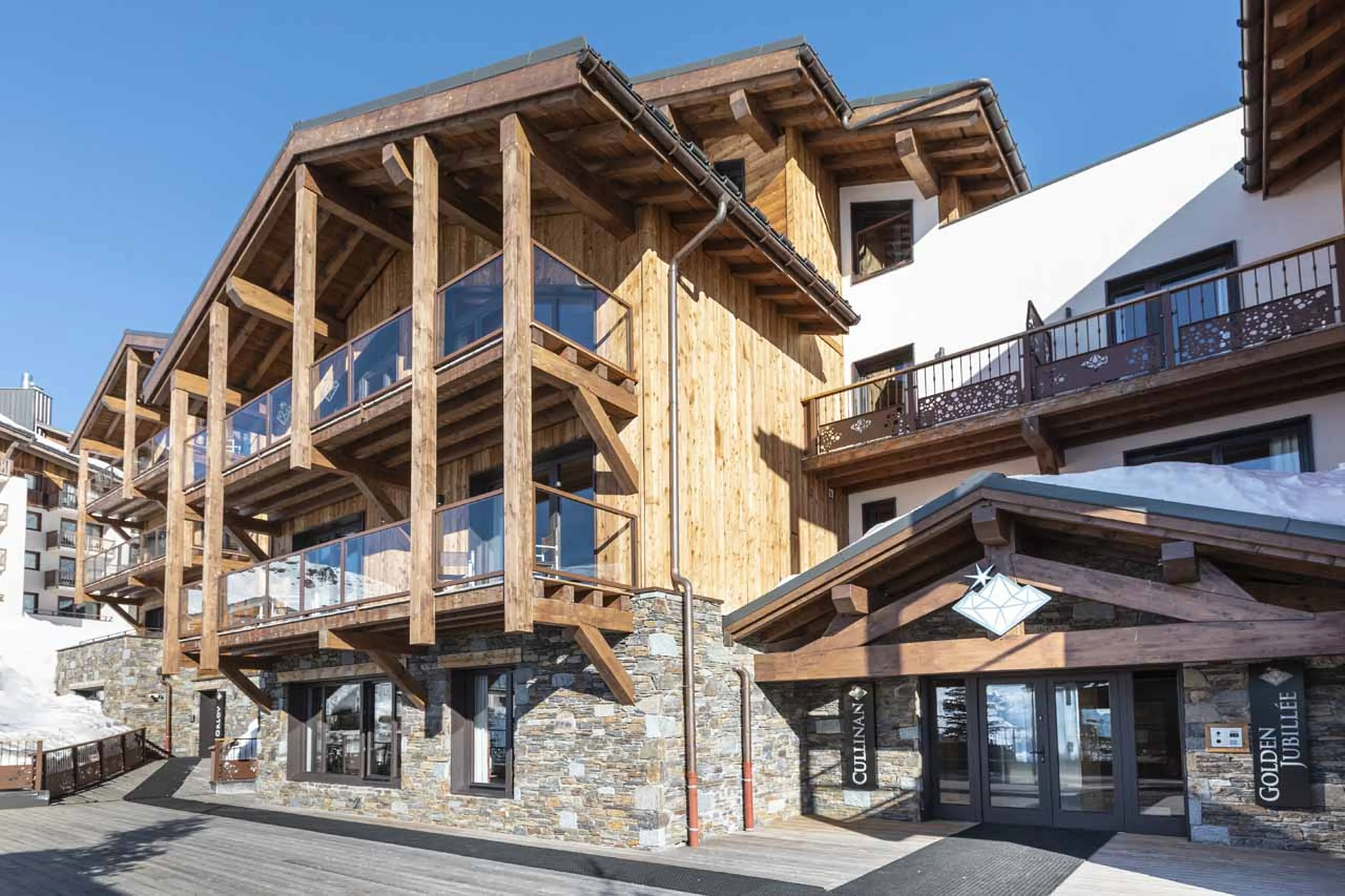 Entrance of Chalet Cullinan in Val Thorens