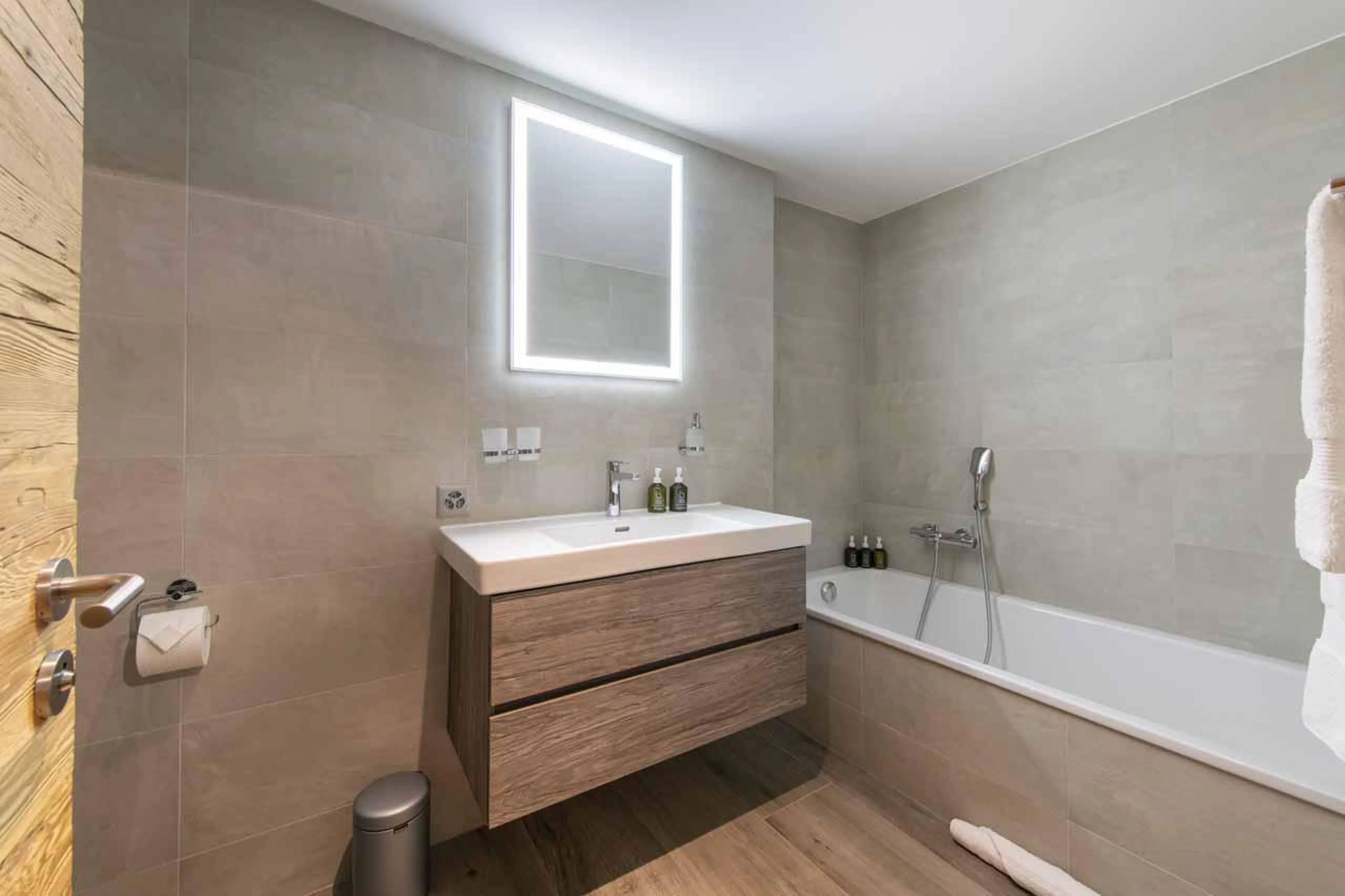 Bathroom two in Chalet Daphne in Verbier