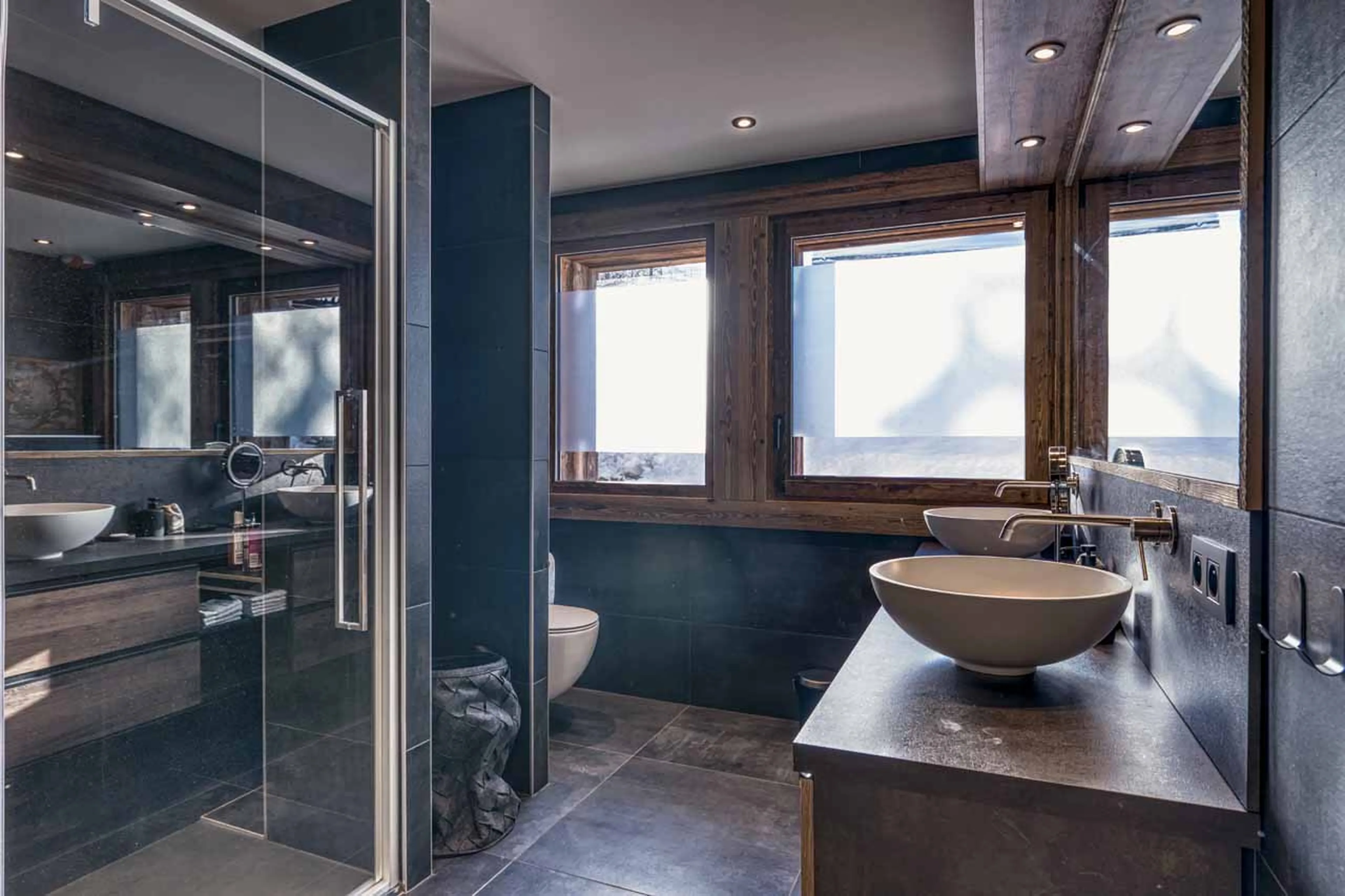 Bedroom 5 en-suite at Chalet de Gabin in Megeve