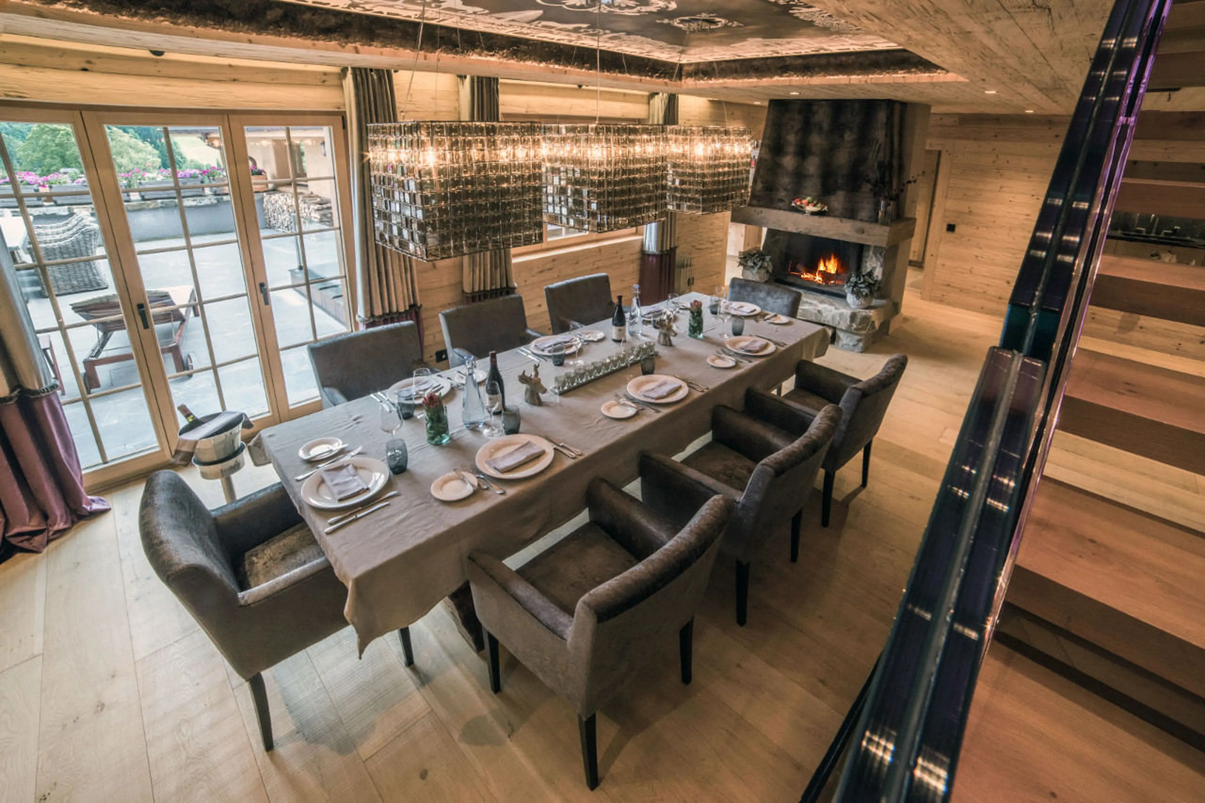 Spacious dining room of Chalet de Rougemont in Gstaad
