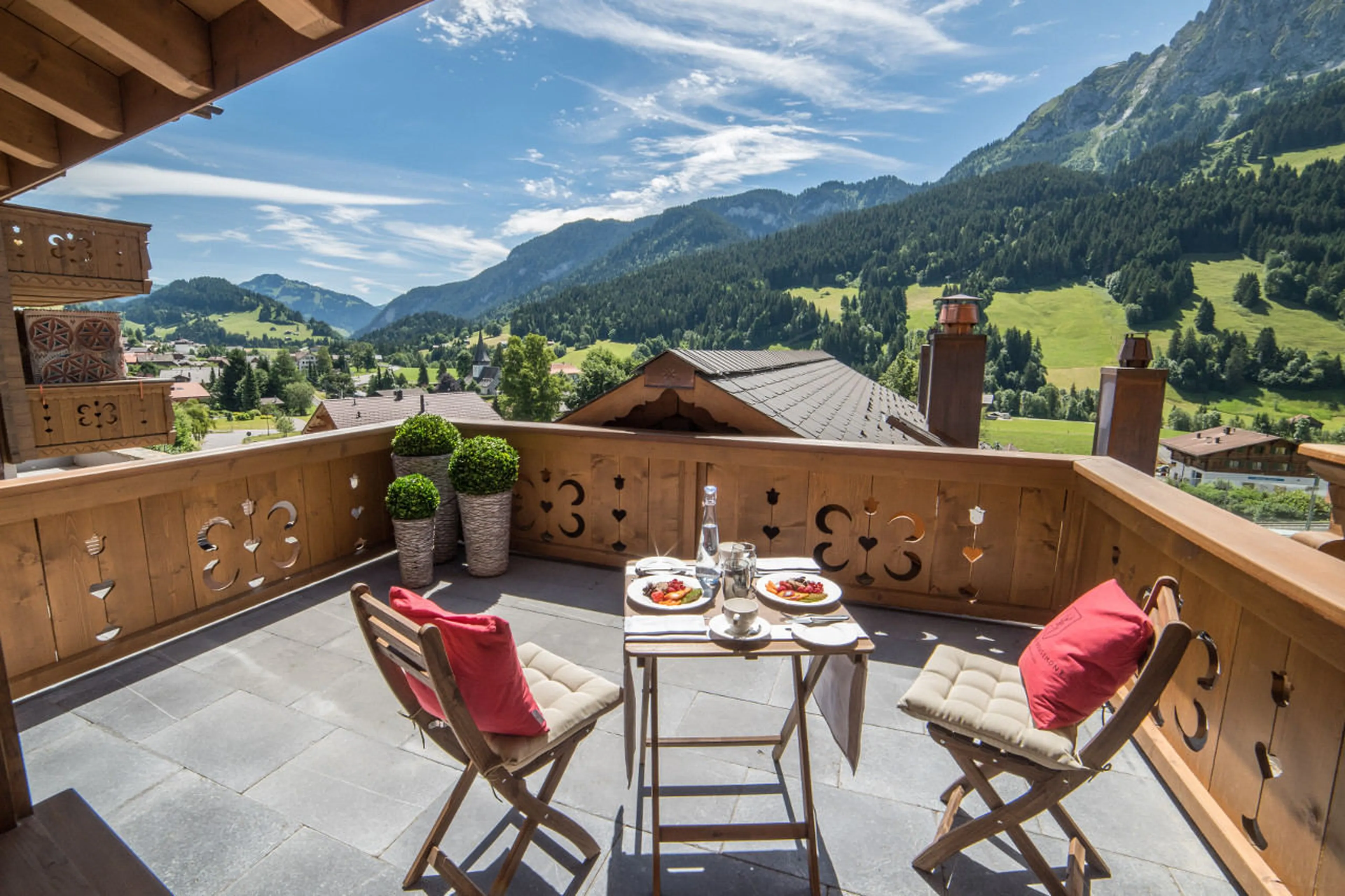 Third level terrace of Chalet de Rougemont in Gstaad