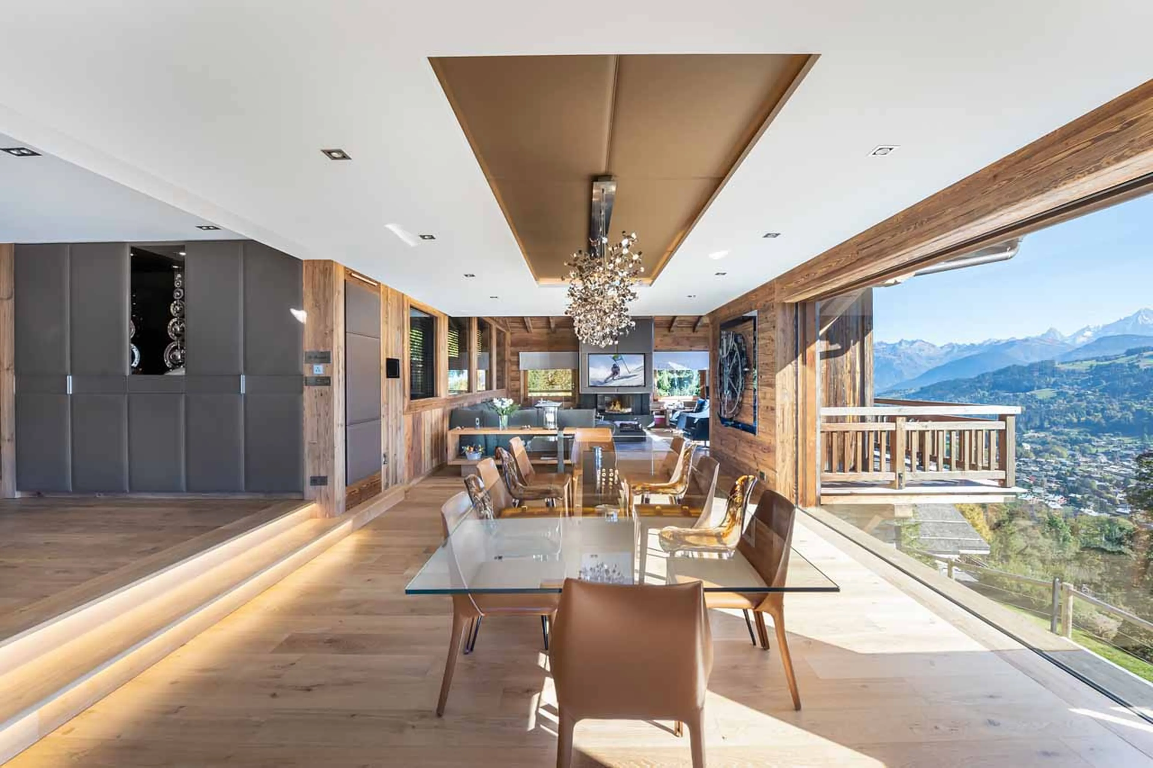 Dining area at Chalet Decembre in Megeve