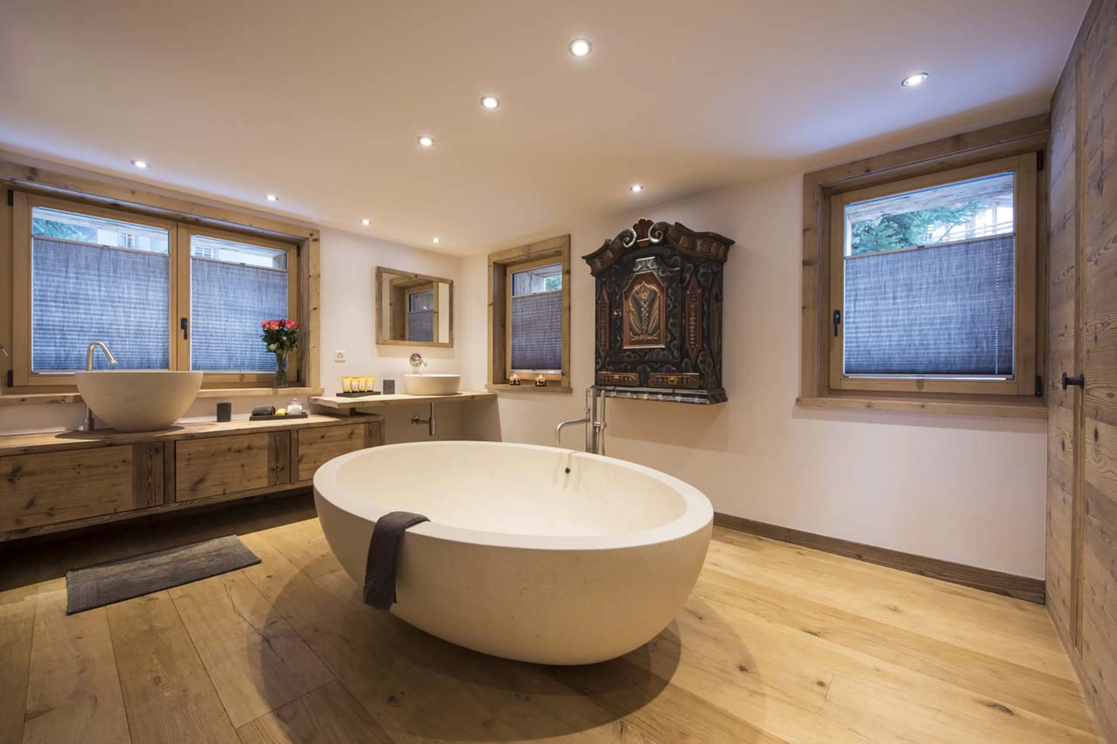 Free standing bath tub in master bathroom at Chalet Delormes in Verbier