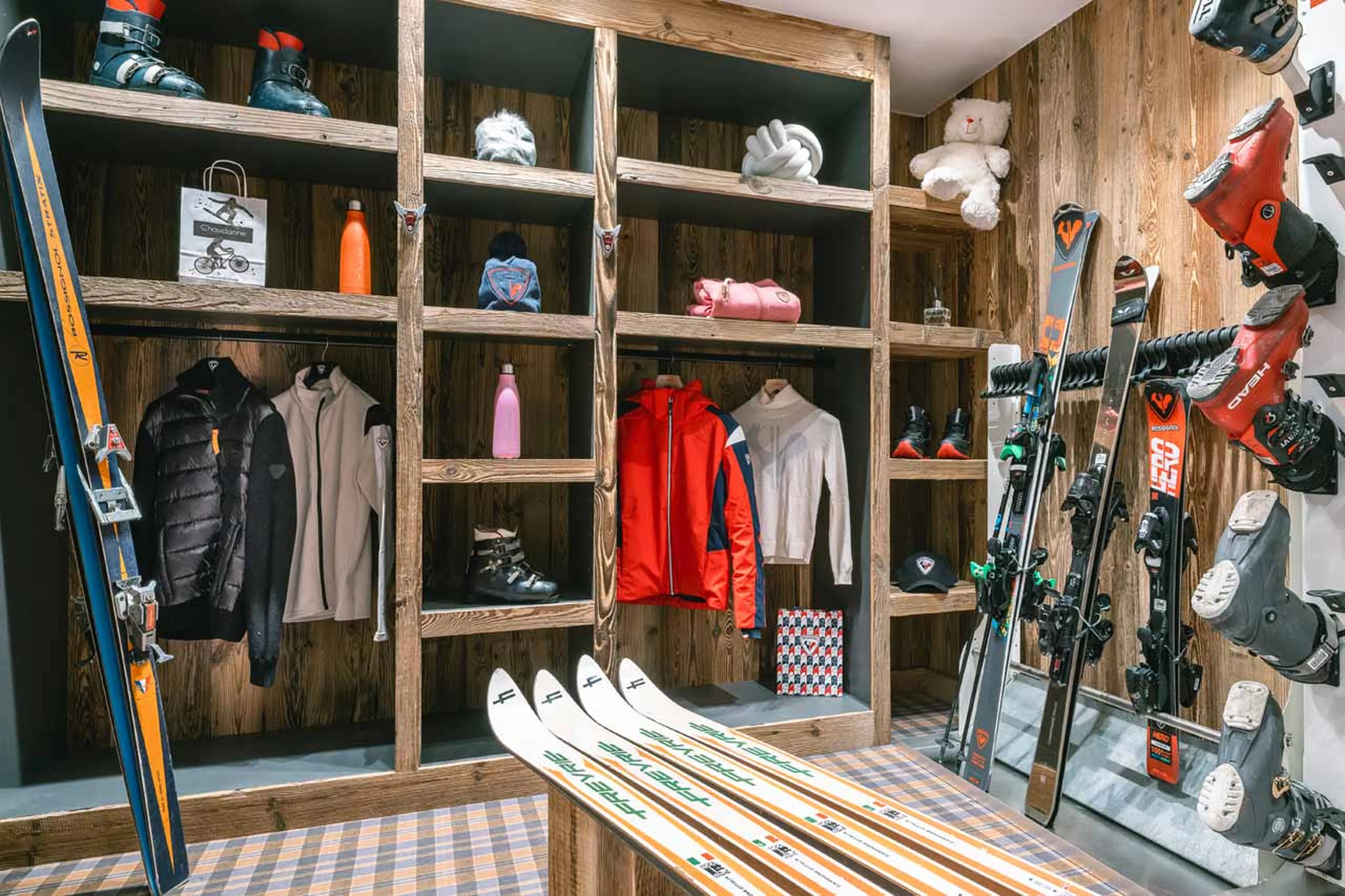 Ski room at Chalet des Amis in Meribel