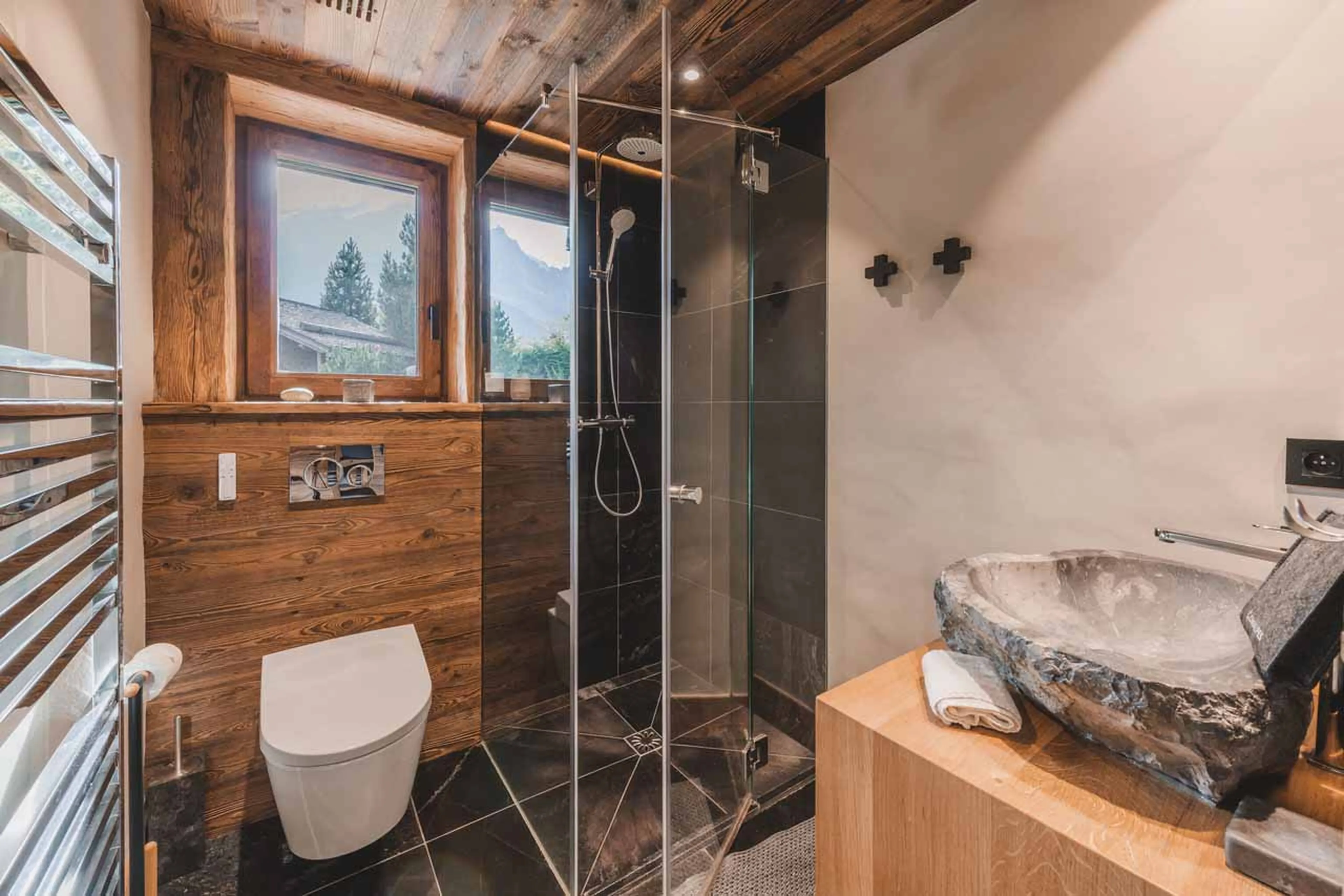 Shower room three at Chalet des Cristaux in Chamonix