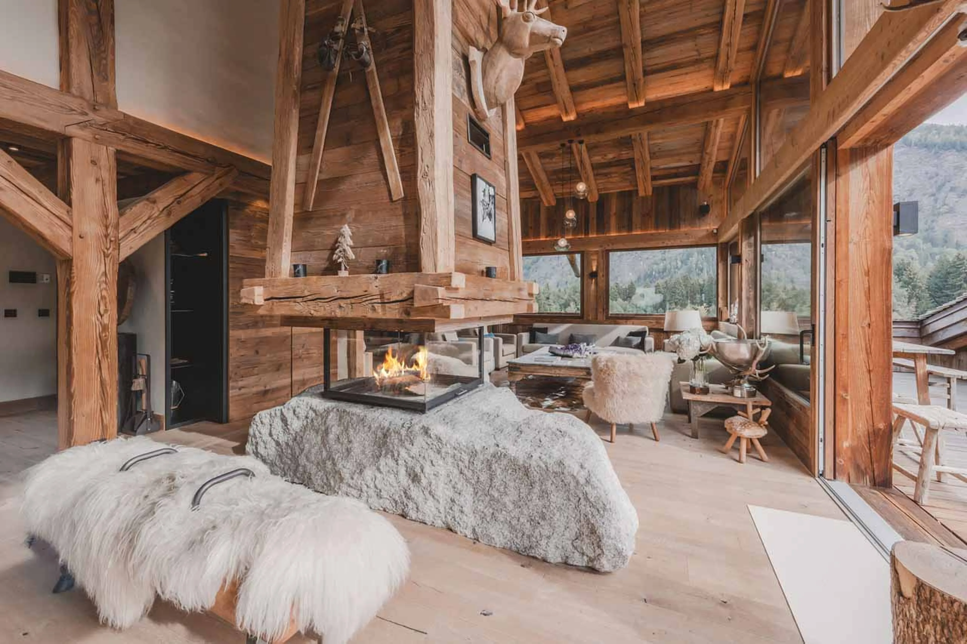 Living area at Chalet des Cristaux in Chamonix