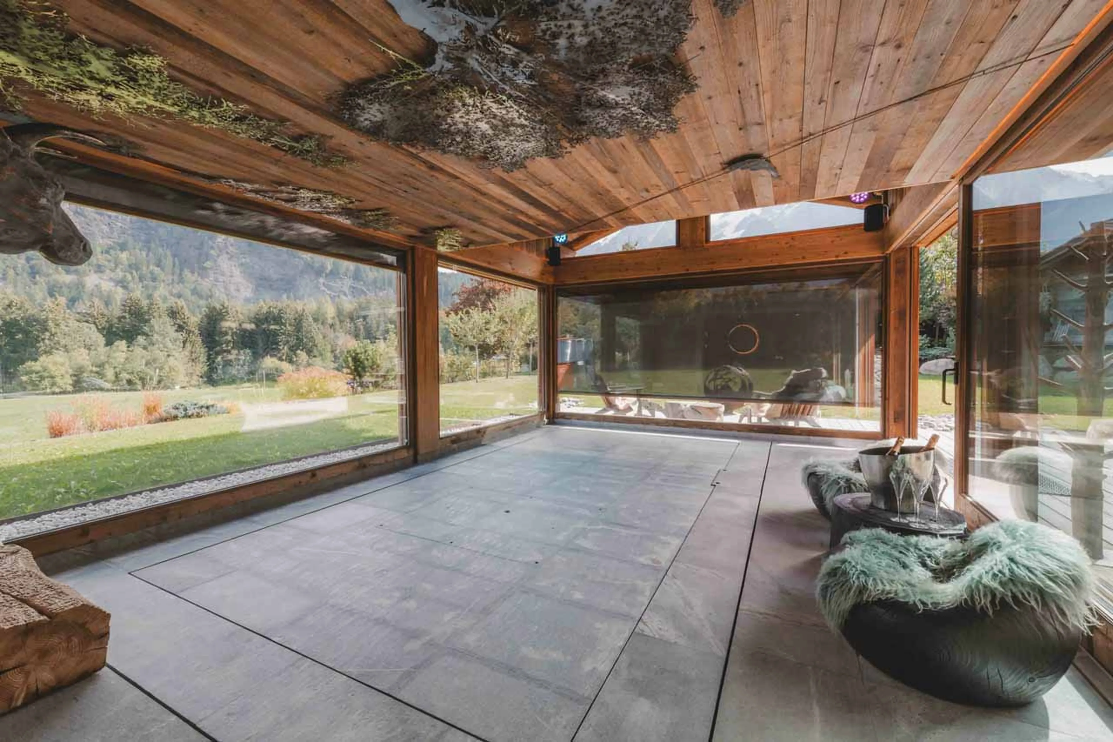 Pool at Chalet des Cristaux in Chamonix
