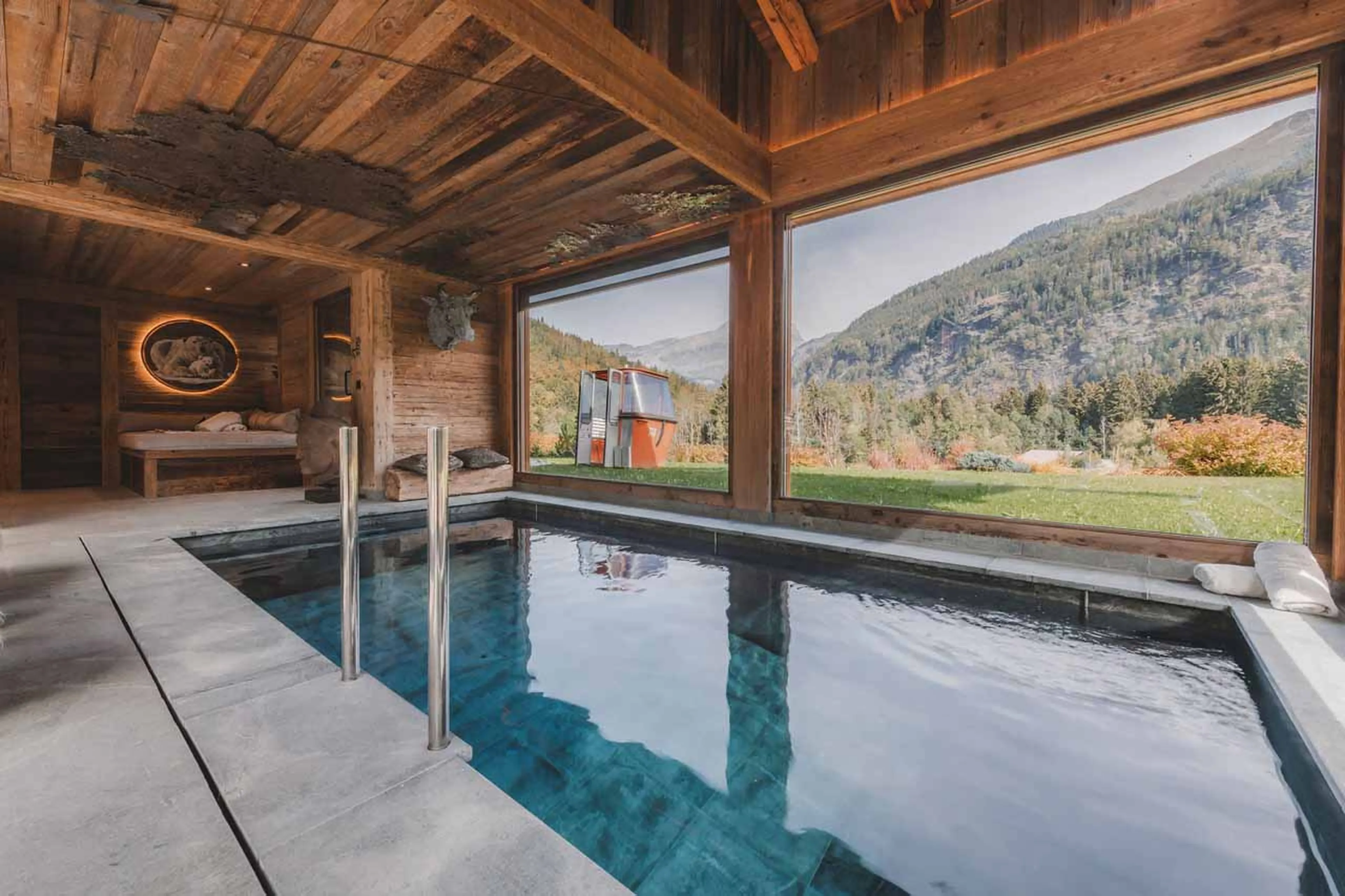 Pool at Chalet des Cristaux in Chamonix