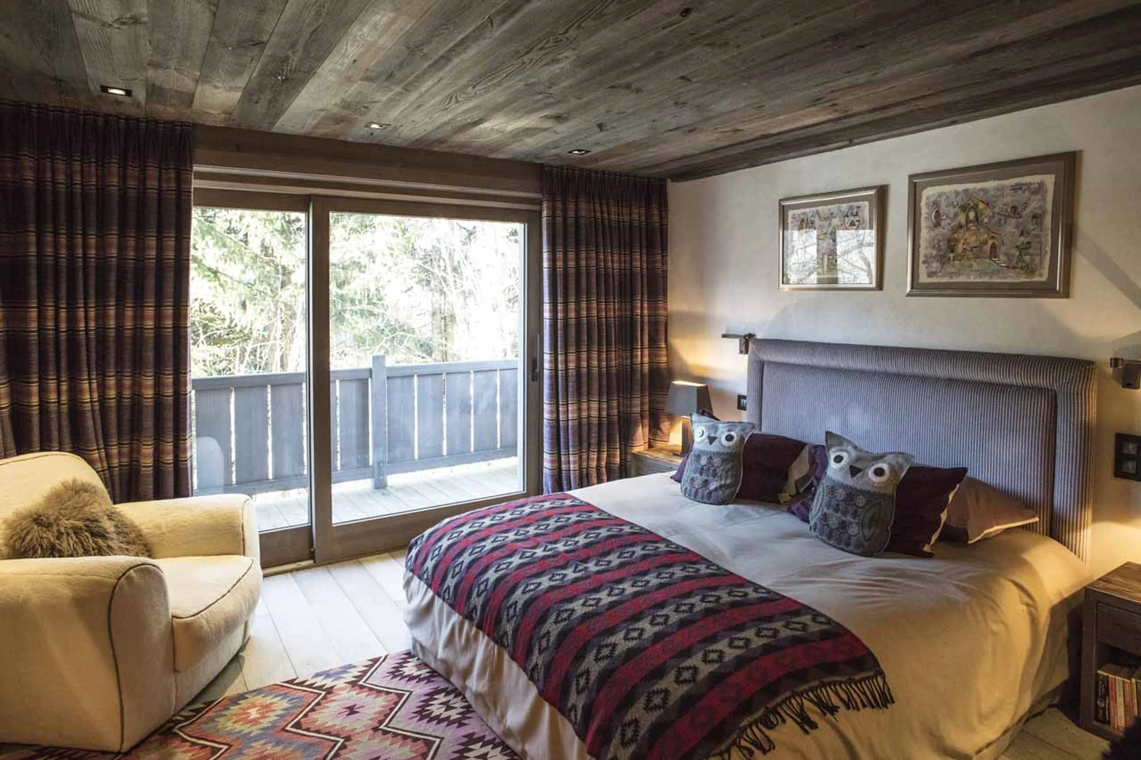 Bedroom six at Chalet des Ecureuils in Megeve