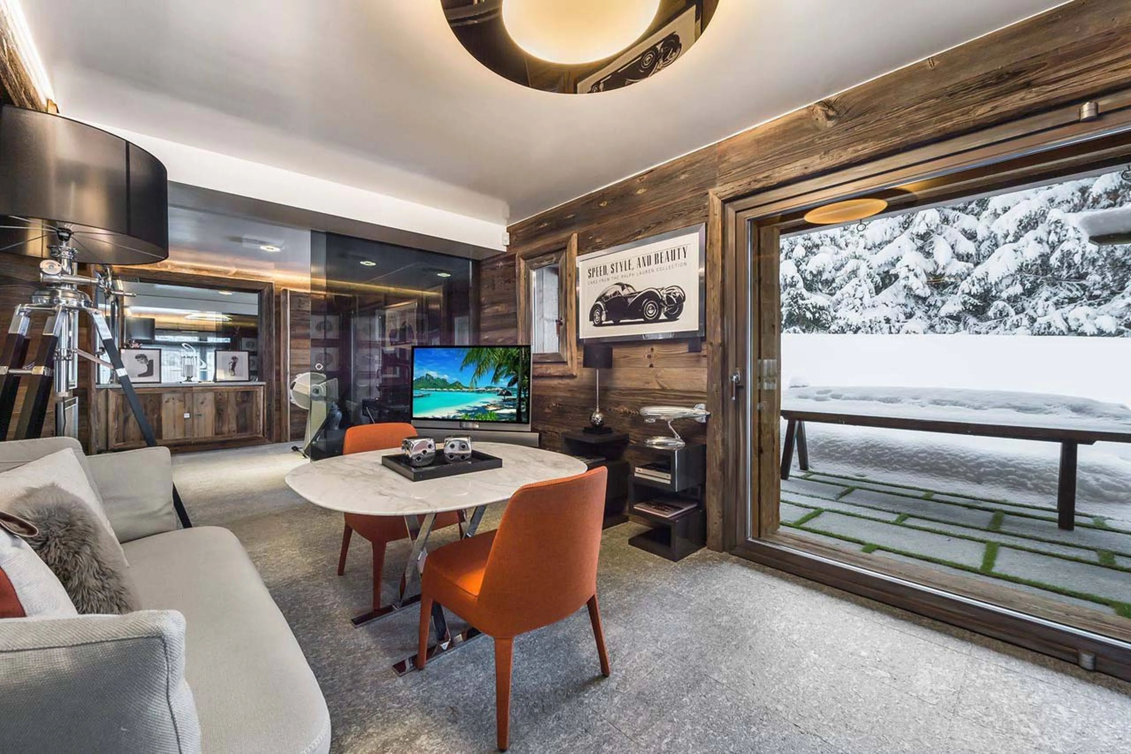 Tea lounge at Chalet Des Sens in Megeve