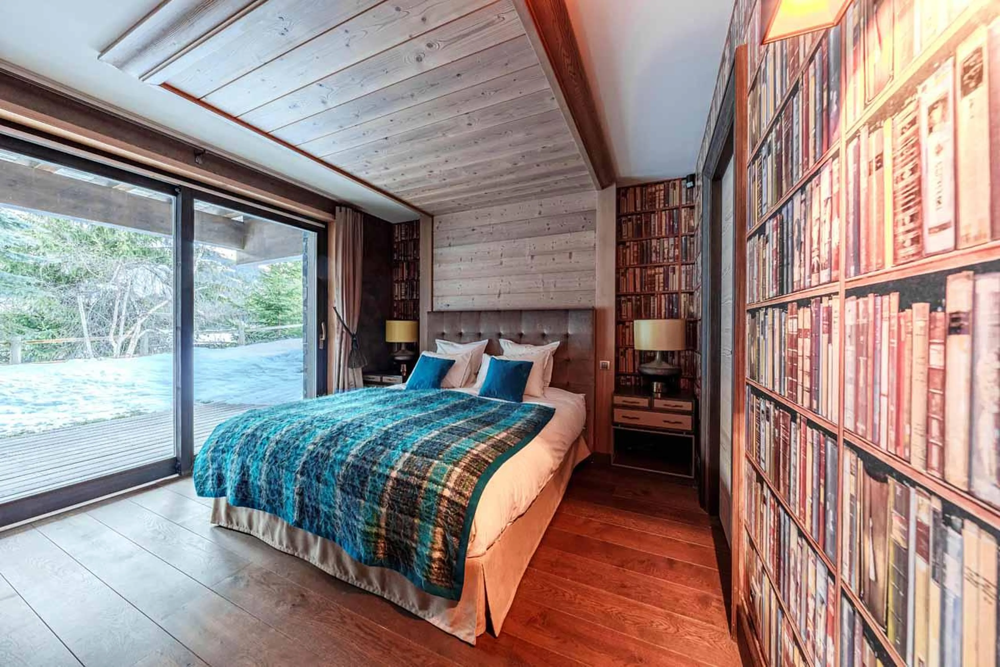 Double bedroom at Chalet Dolce Vita in Courchevel 1650