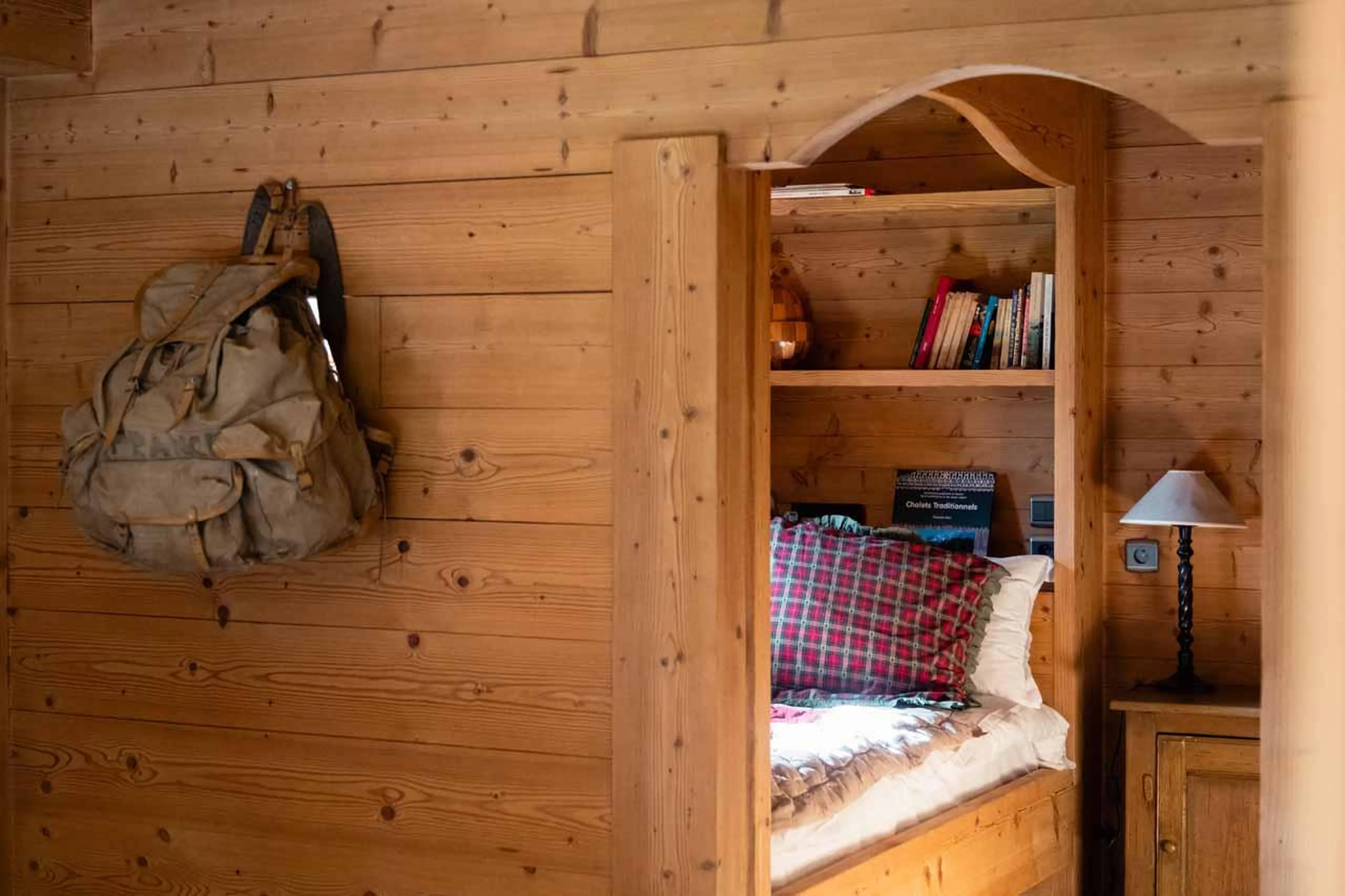 Alcove bed in Chalet Donatien, Megeve