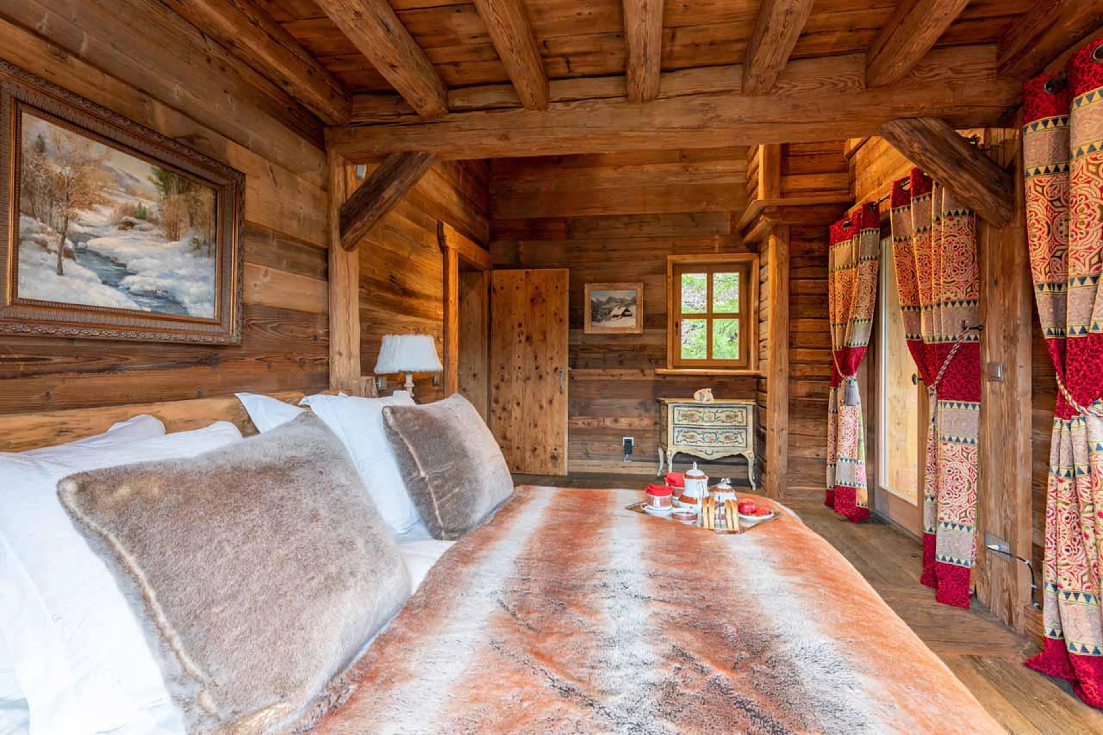 Bedroom five at Chalet Druchka in Meribel