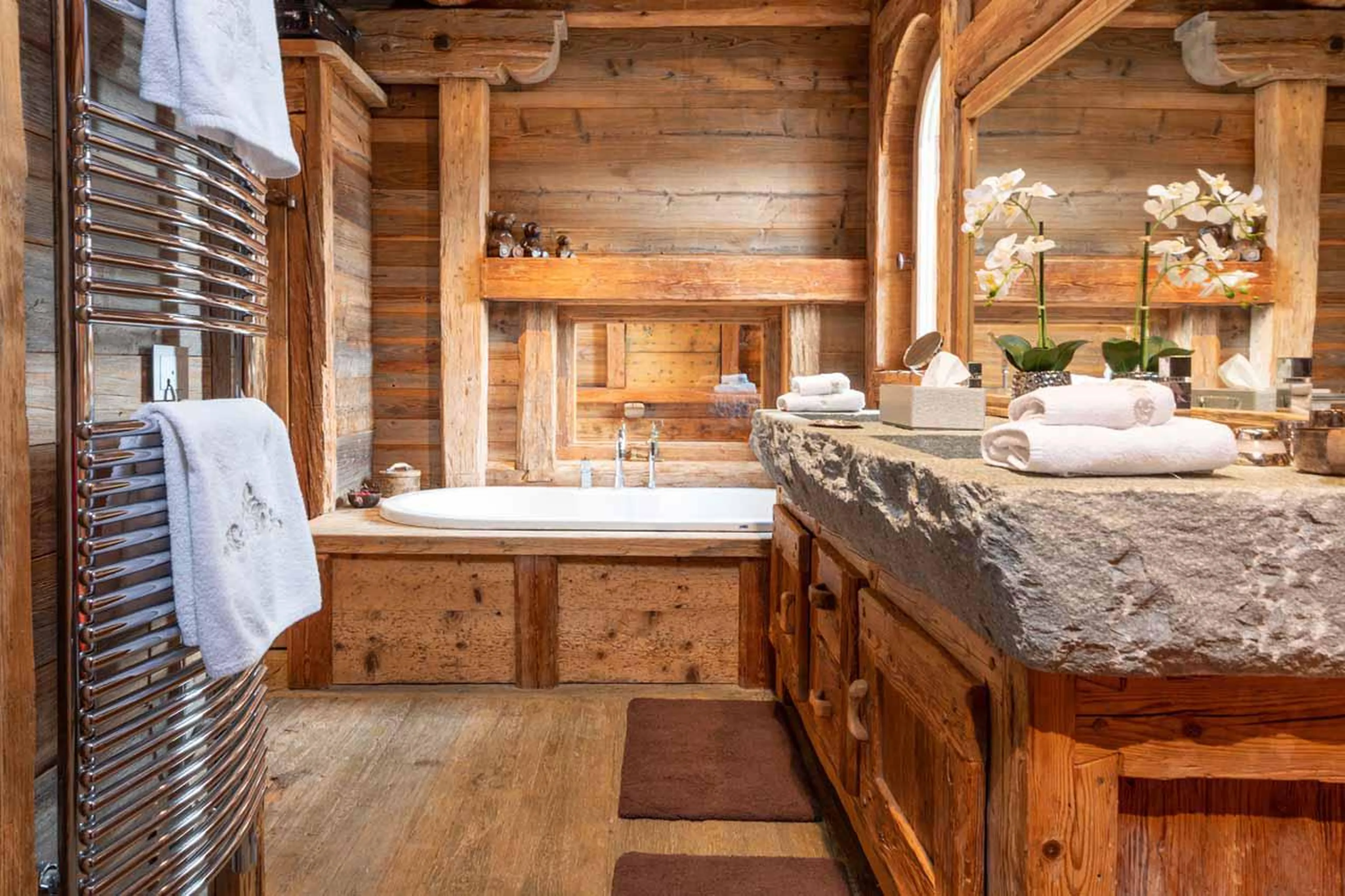 Master bathroom at Chalet Druchka in Meribel