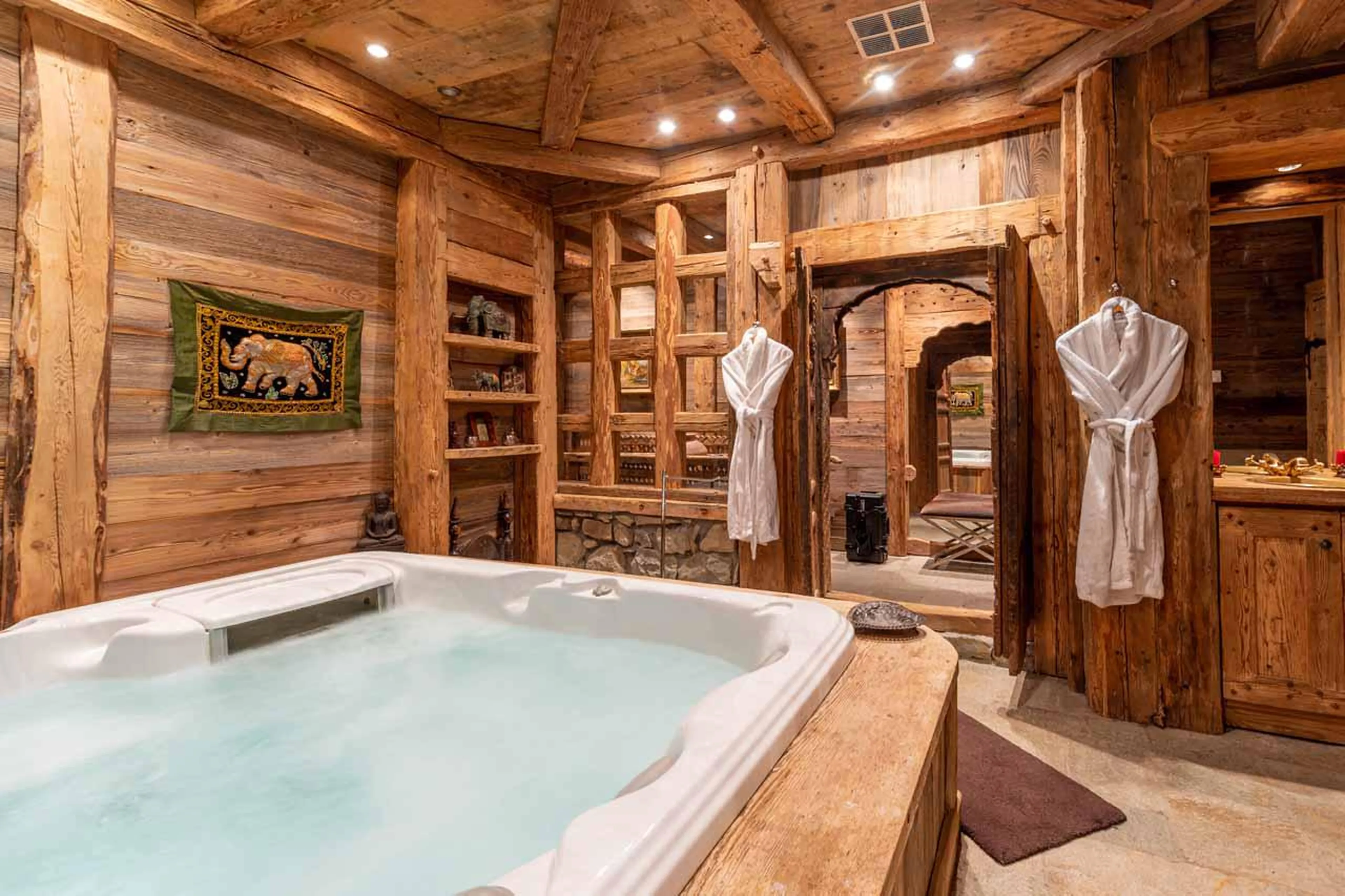 Jacuzzi at Chalet Druchka in Meribel