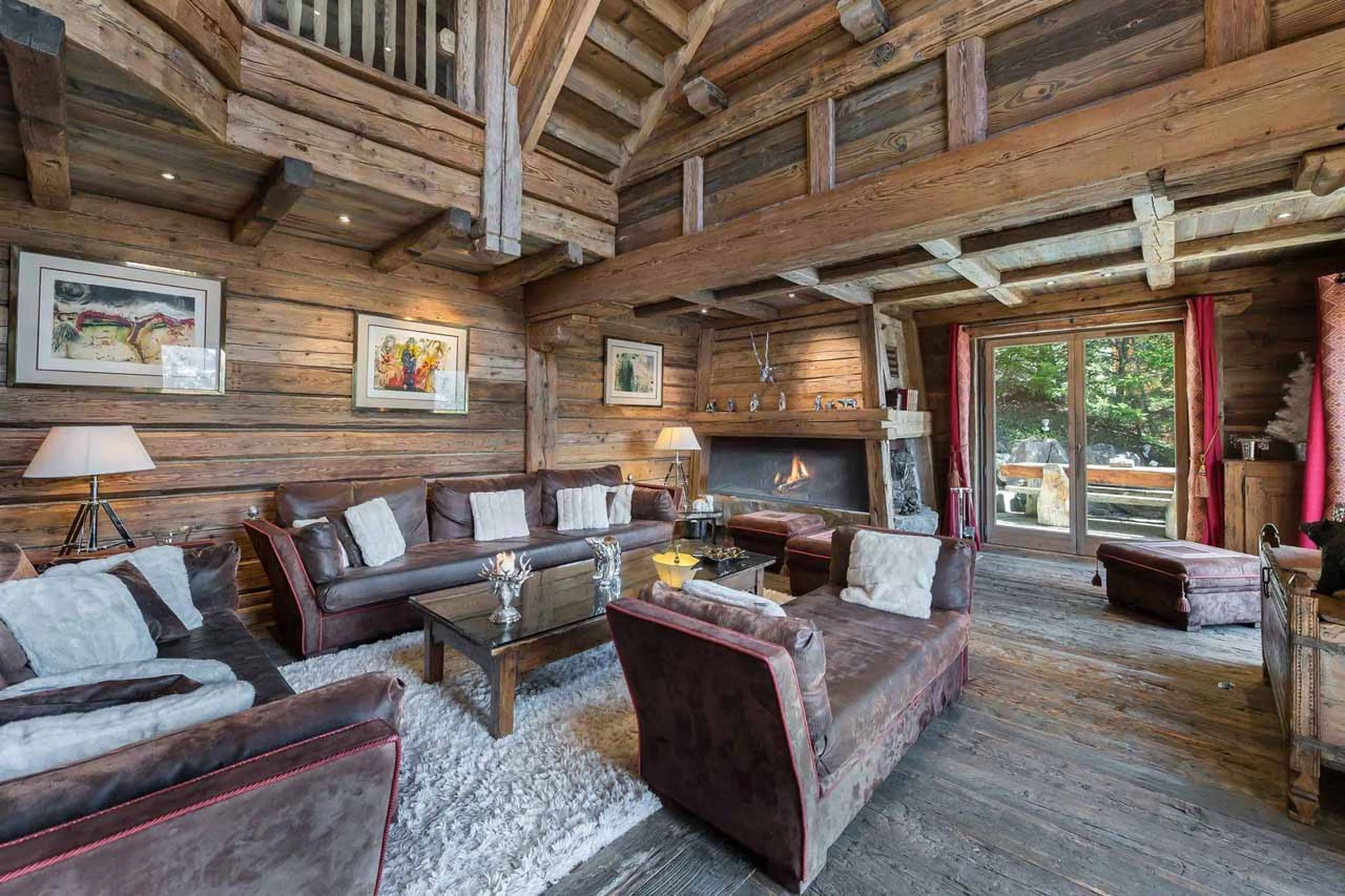 Comfy seating in living area of Chalet Druchka in Meribel