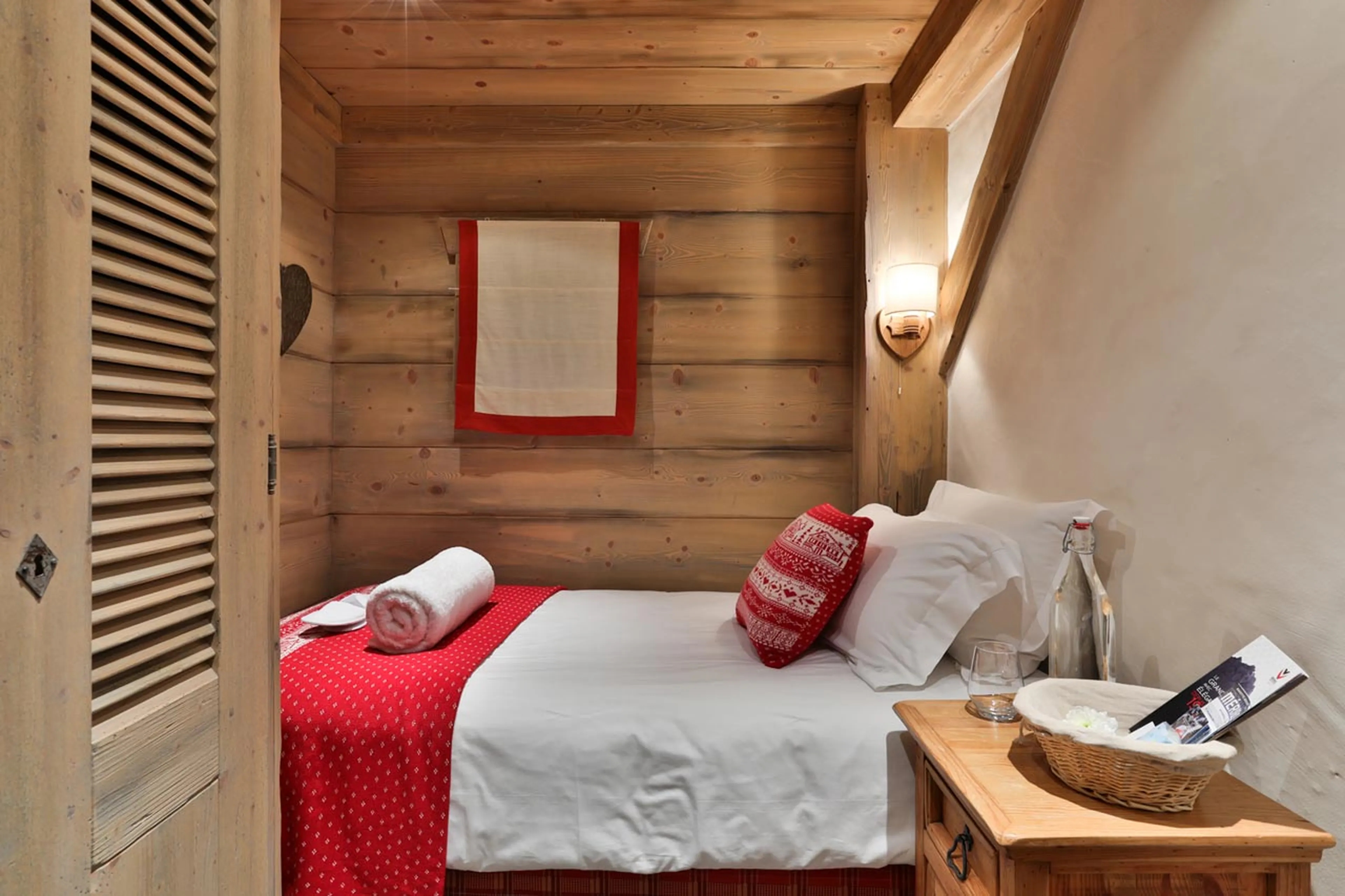 Bedroom five at Chalet du Vallon in Meribel