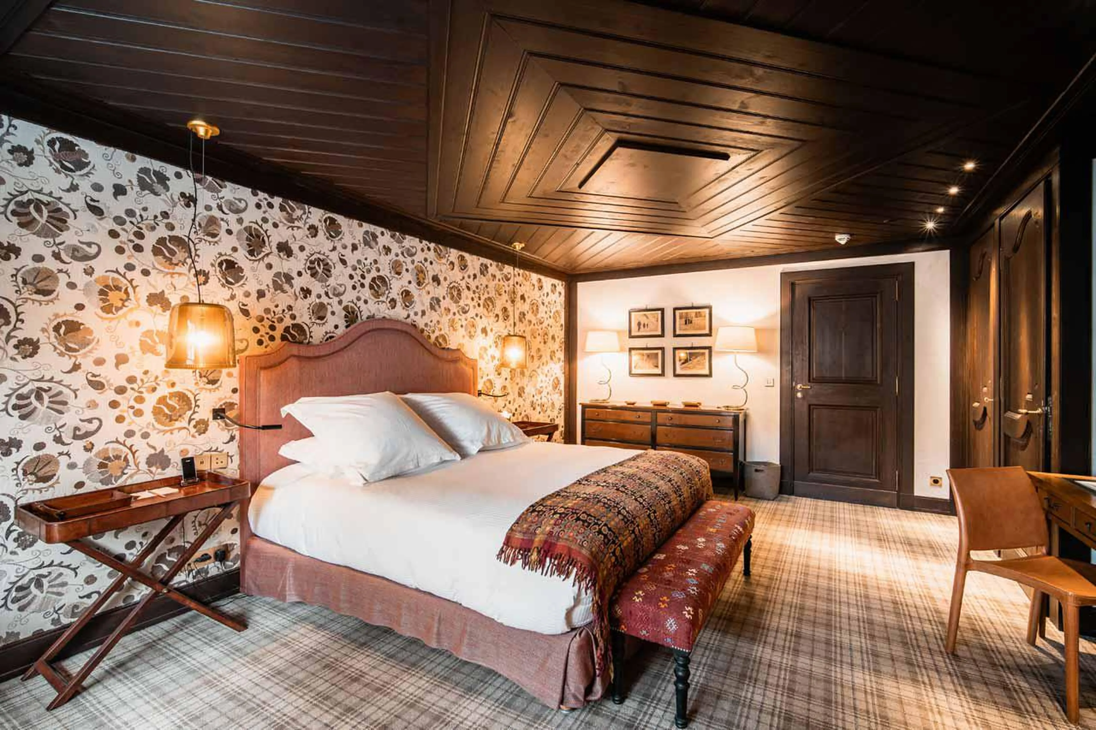 Double bed in master bedroom of Master double bedroom with en-suite bathroom