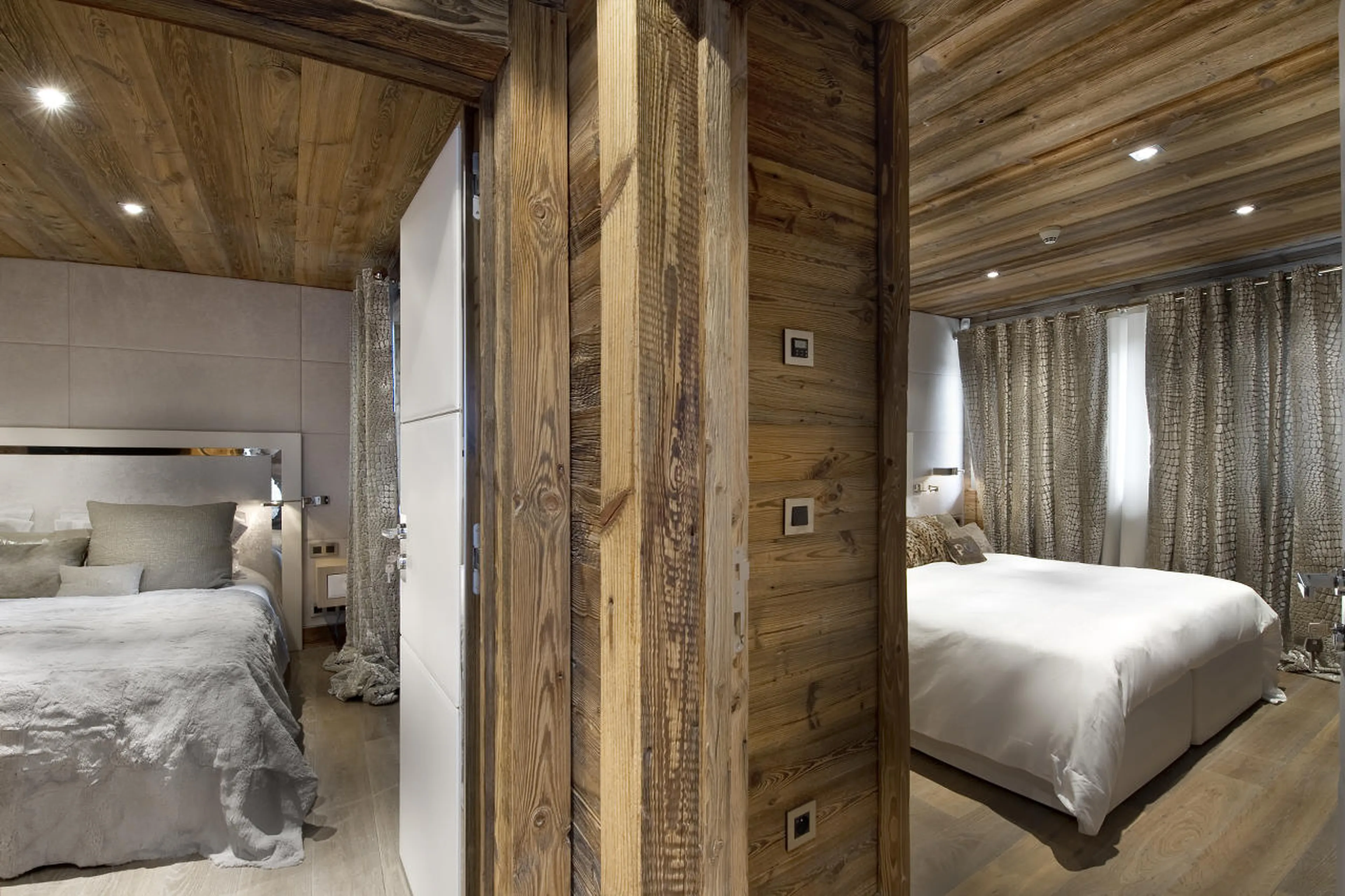 Double/twin bedrooms with en suite shower rooms in Chalet Eden in Courchevel 1850