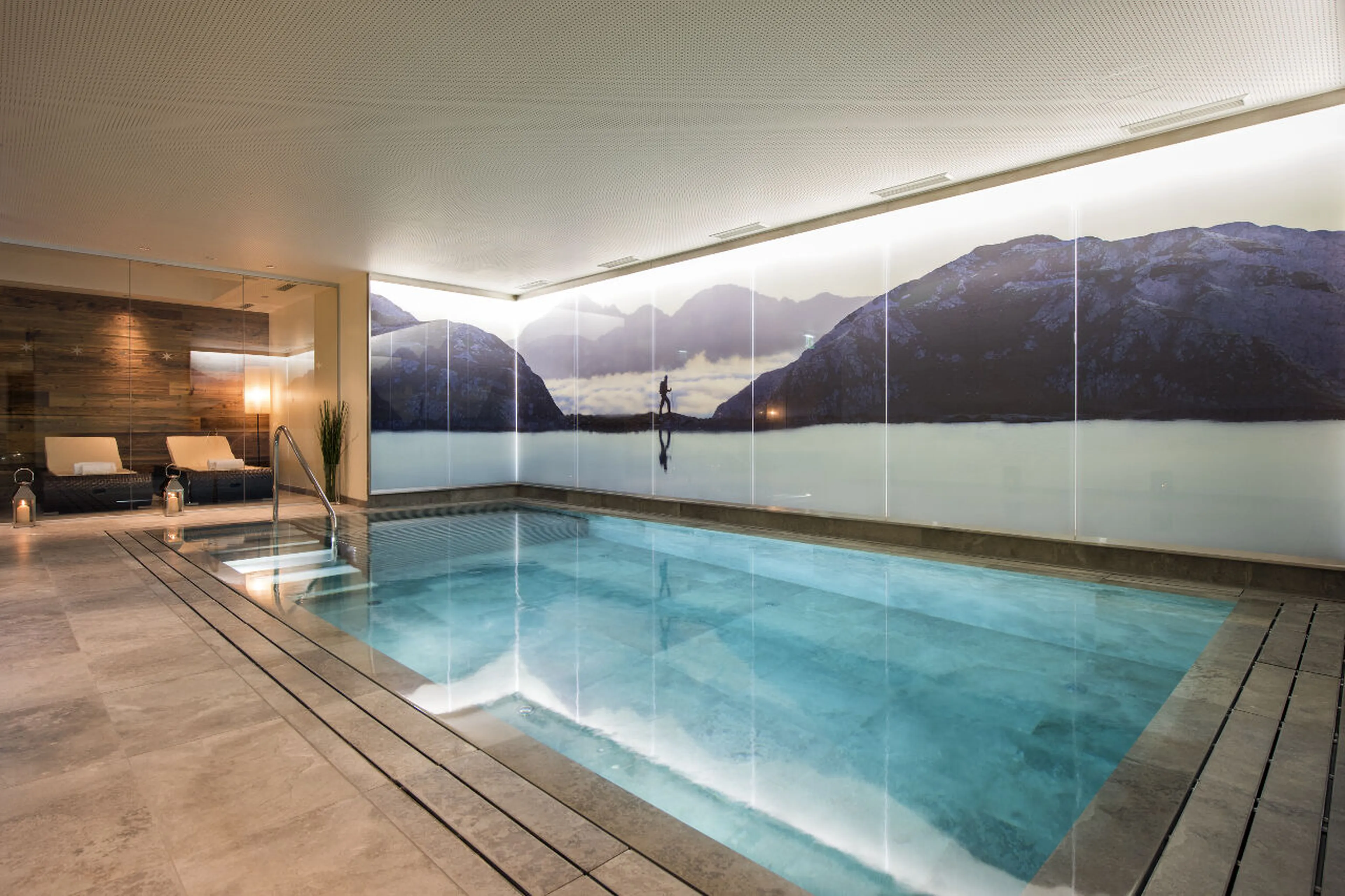 Shared spa with indoor swimming pool at Apartment Zari in St Anton