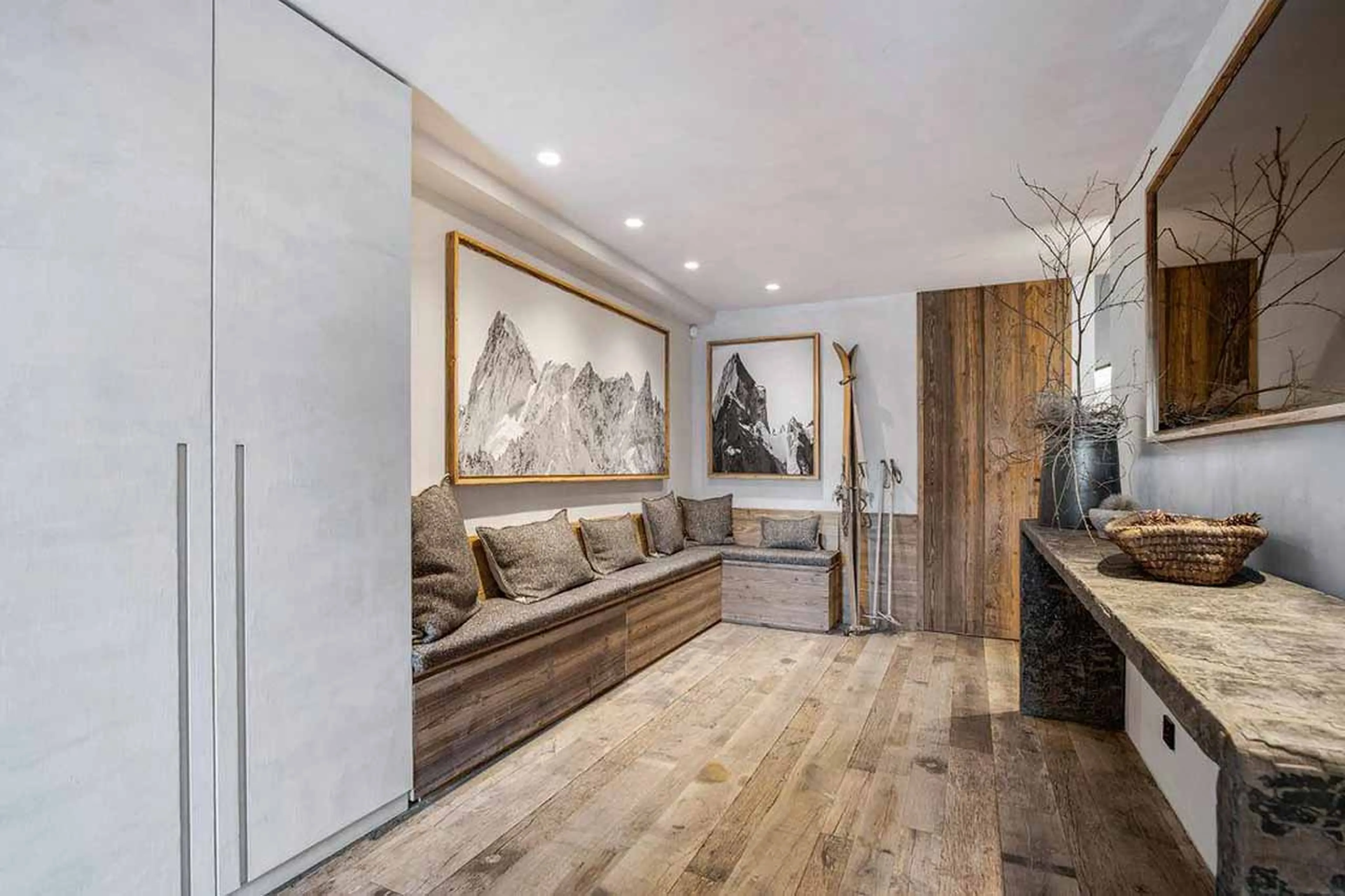 Entrance hall at Chalet Eden in St Martin de Belleville