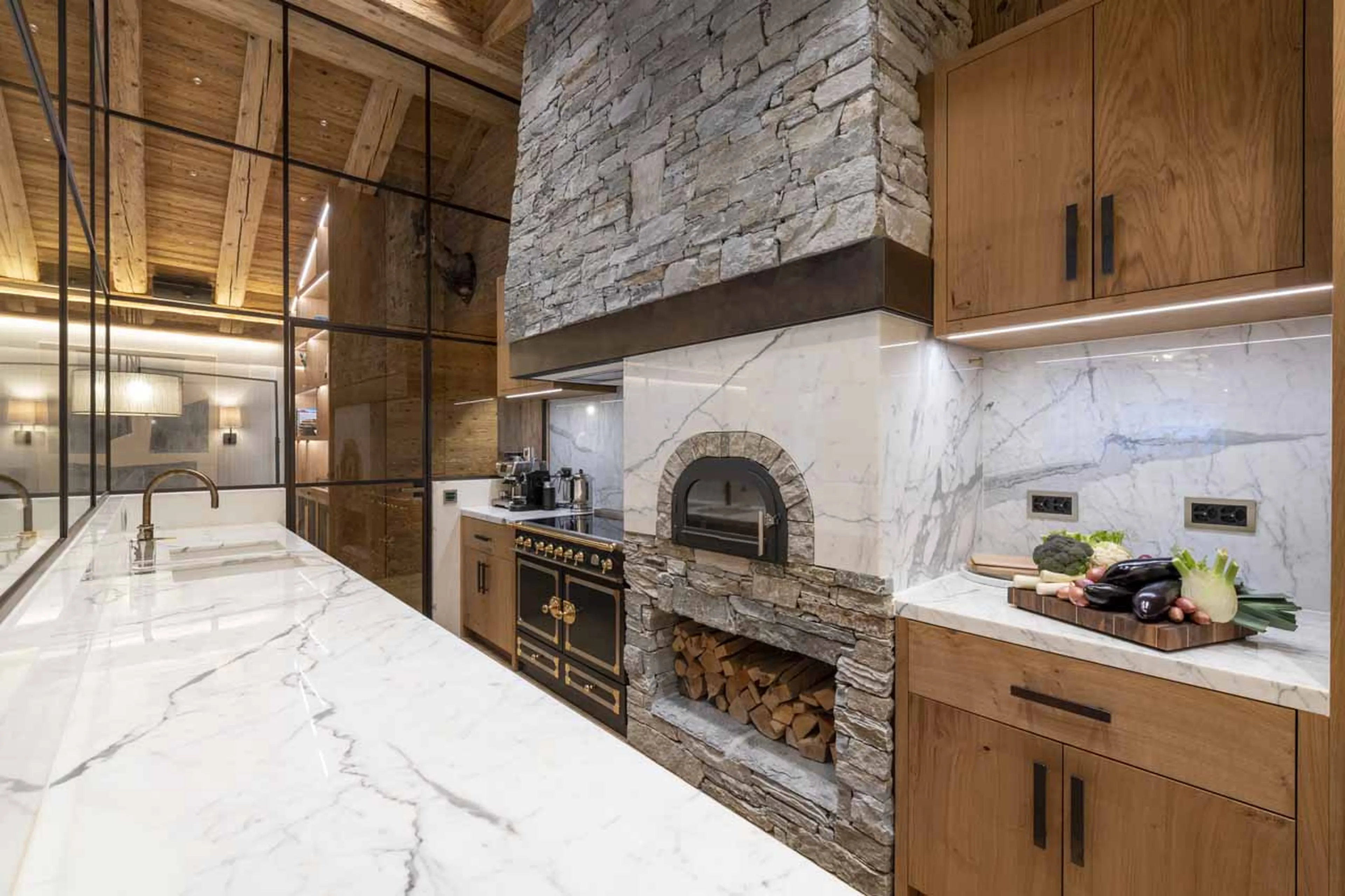 Kitchen of Chalet Elbrus in Zermatt