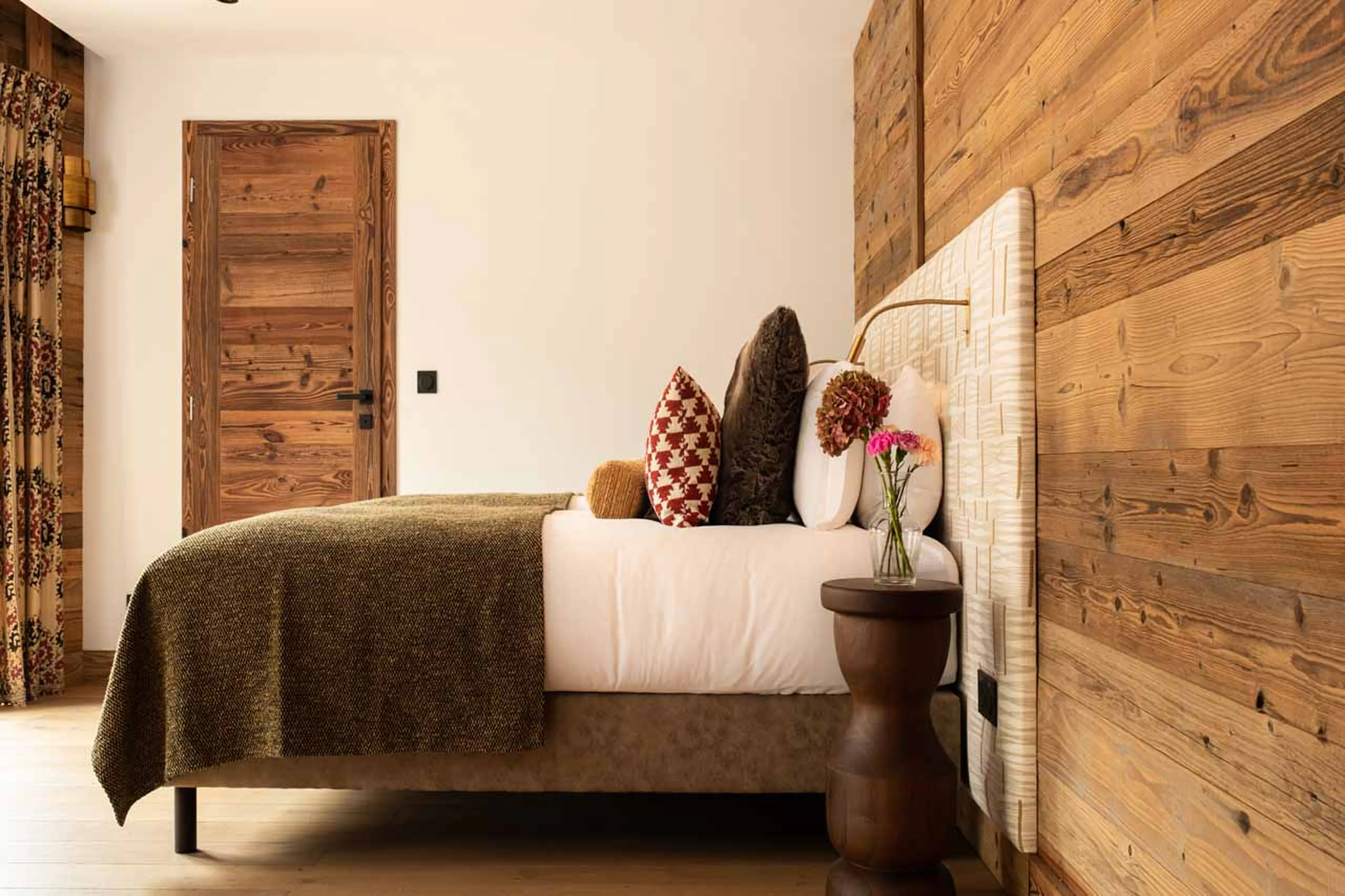 Bedroom 1 at Chalet Elegie in Meribel