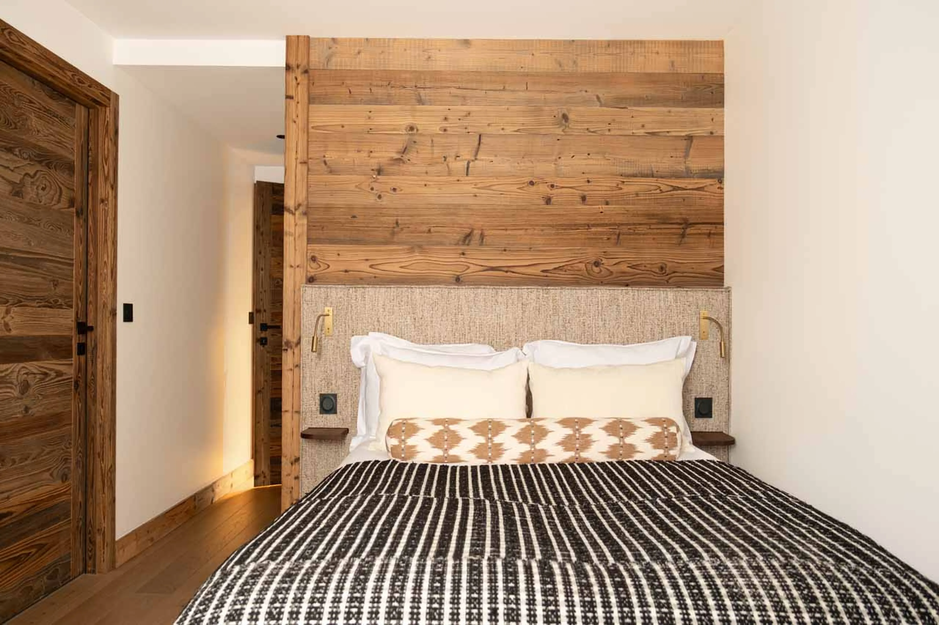 Bedroom 2 at Chalet Elegie in Meribel