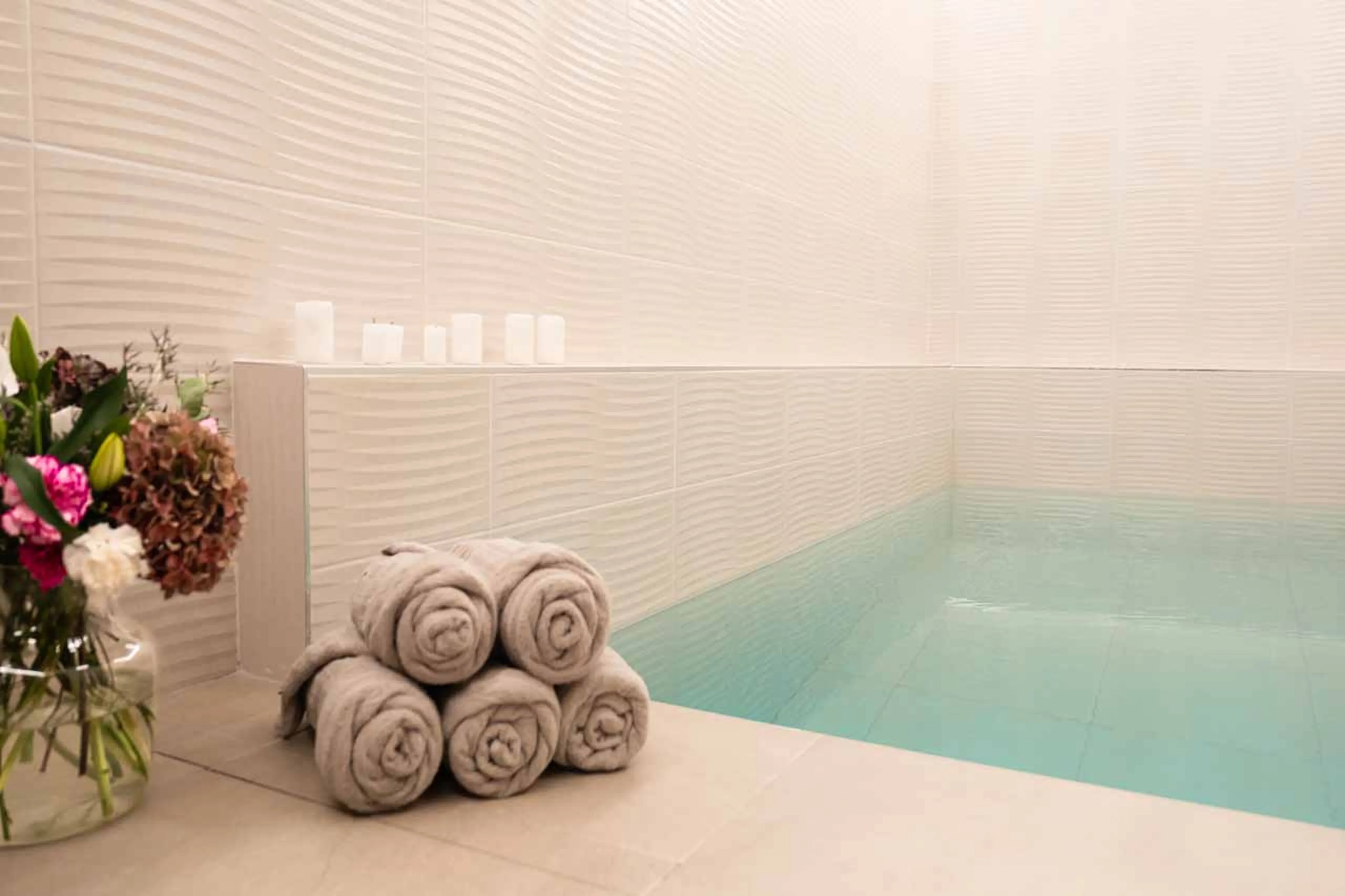 Indoor pool at Chalet Elegie in Meribel