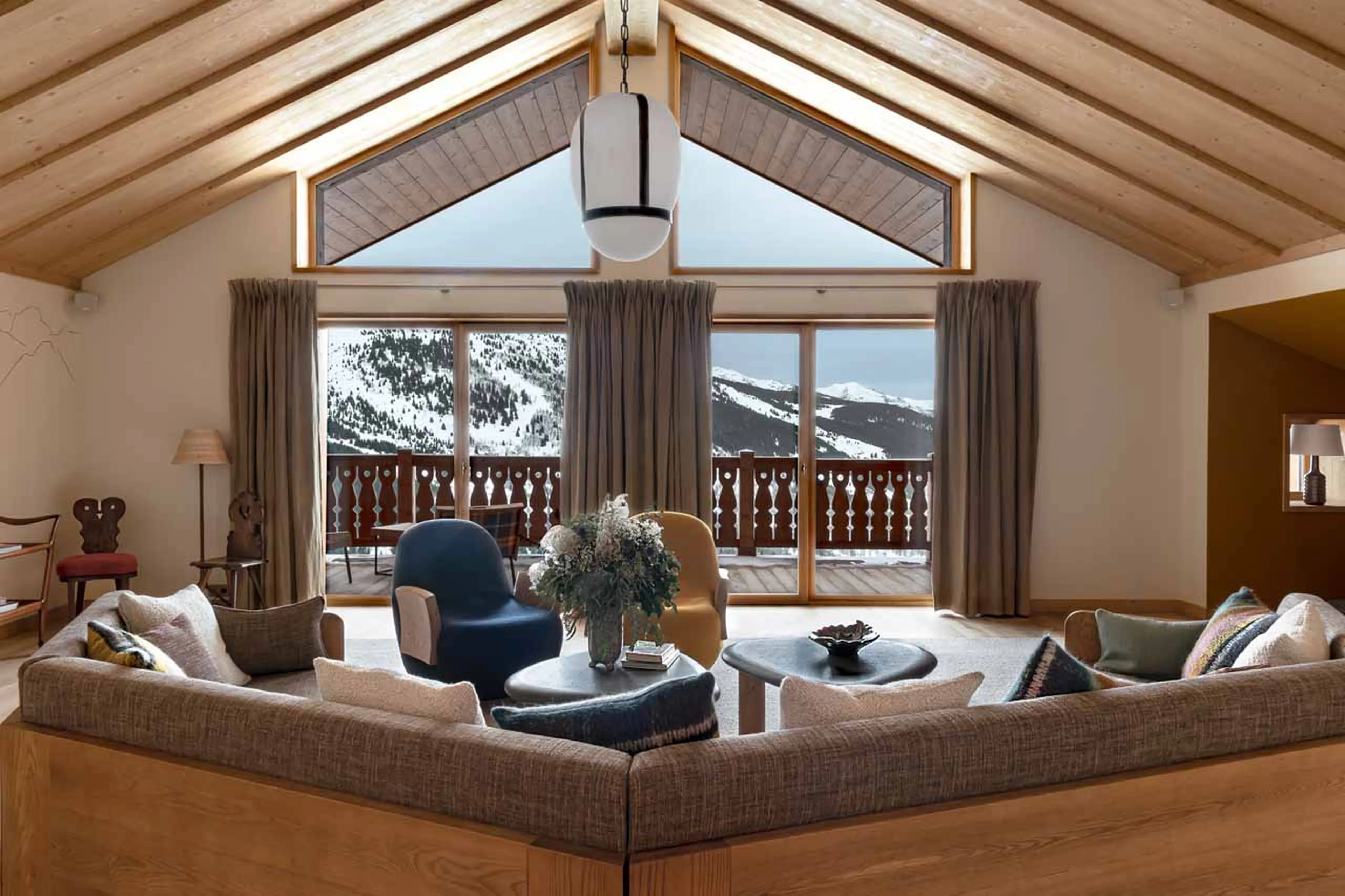 Living area at Chalet Eleonore in Meribel