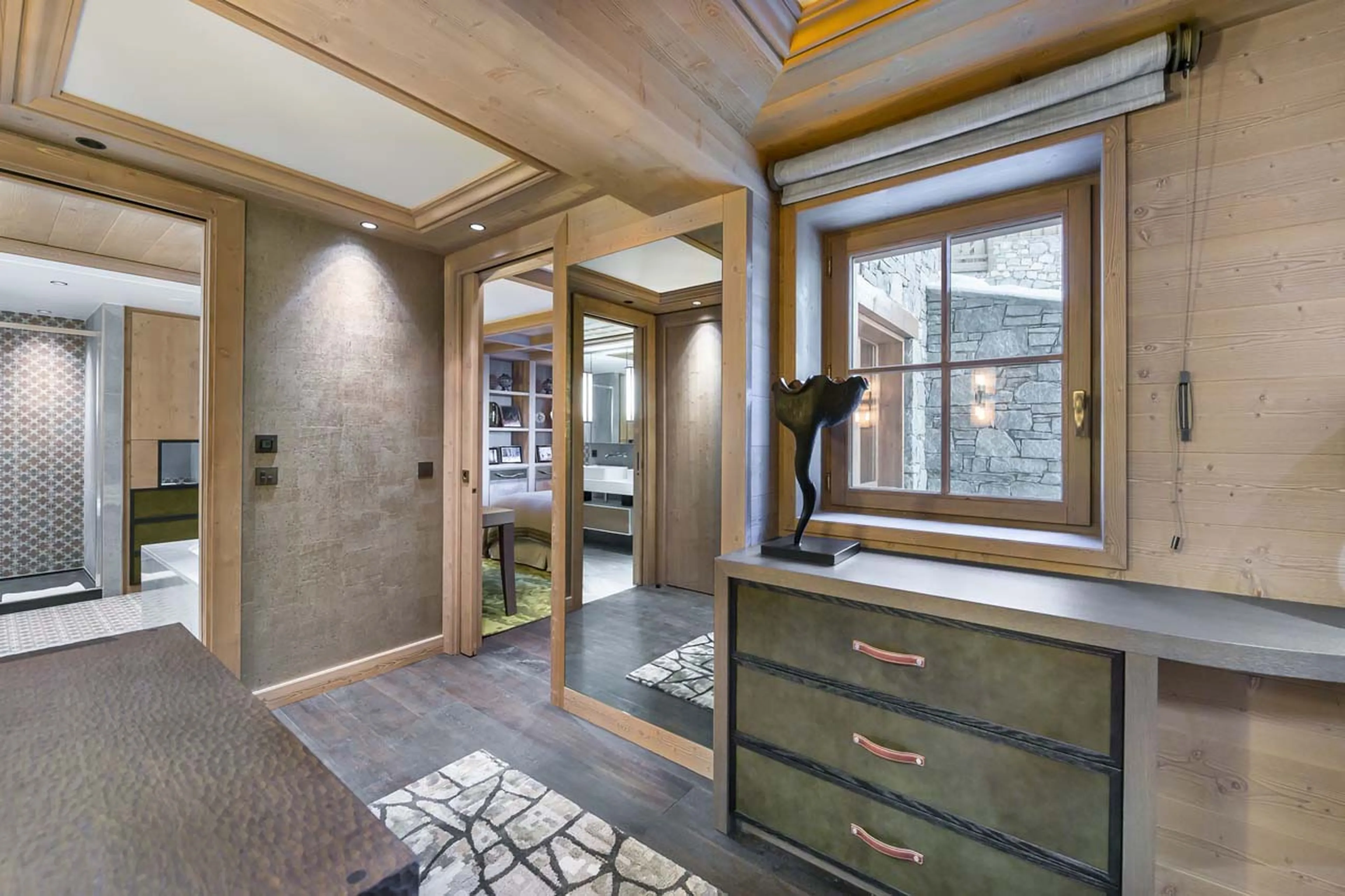 Bedroom four dressing area at Chalet Elixir in Courchevel 1850
